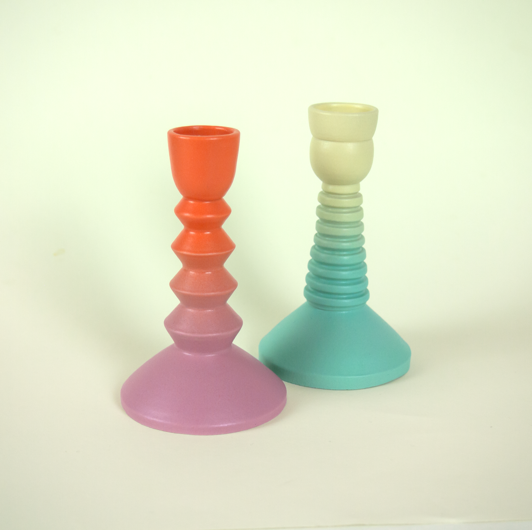 candlestick-2025-pair-gradient-marilyne-blais.png