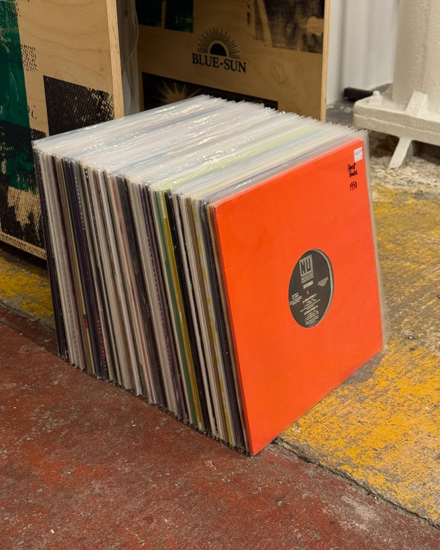 A nice stack of House 12&rdquo;s hit the bins this morning

꥟ Here til 8 ꥟