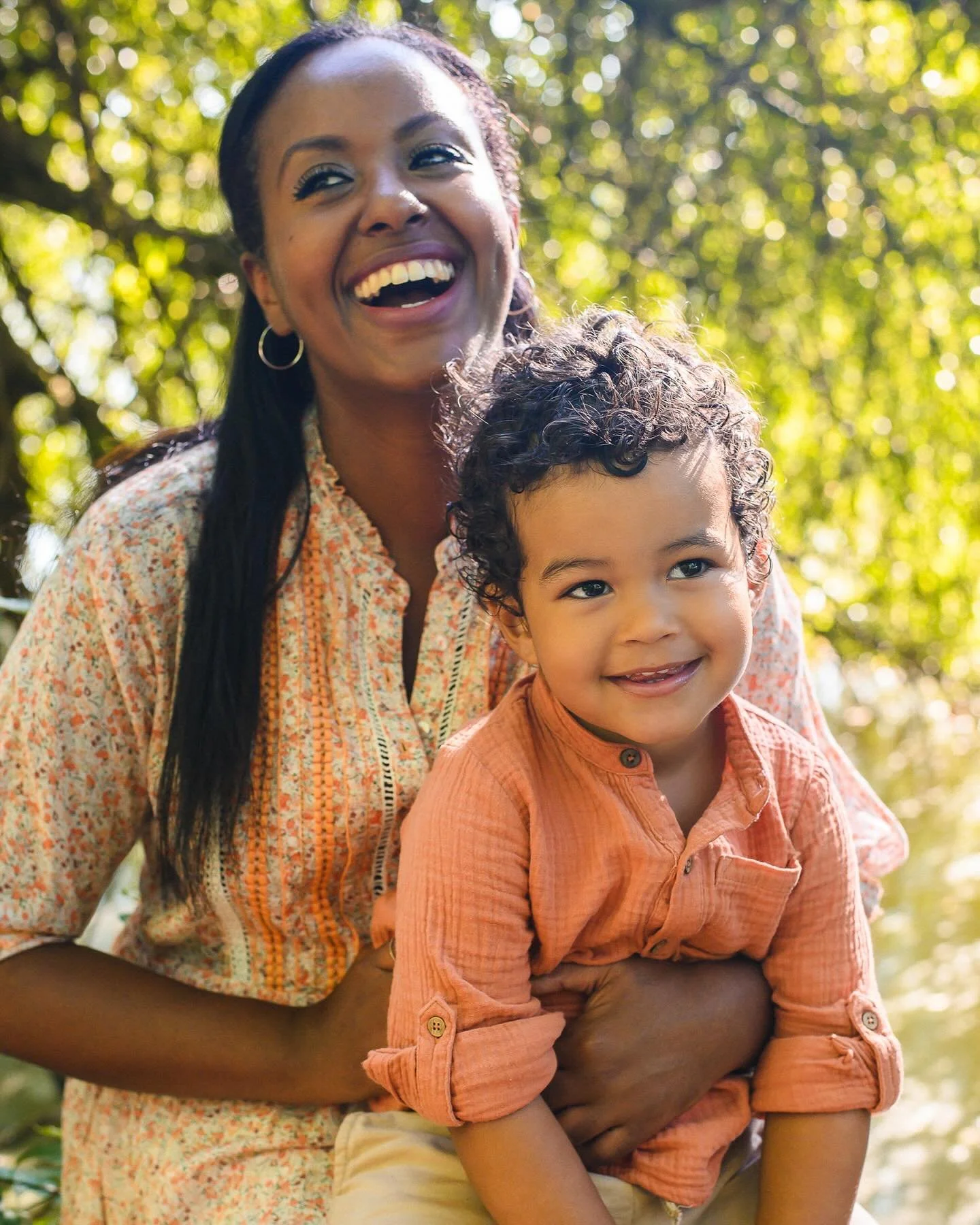 Autumn Family Photoshoot🍂🍁 This three were pure joy, lots of laughs and love being spread🧡🤗
.
.
.
#Familyphotography #mamablogger_de&nbsp;#angelisportraits  #Familienfotoshooting #photoshooting #familienfotografie #mamasboy #autumnvibes #autumnph