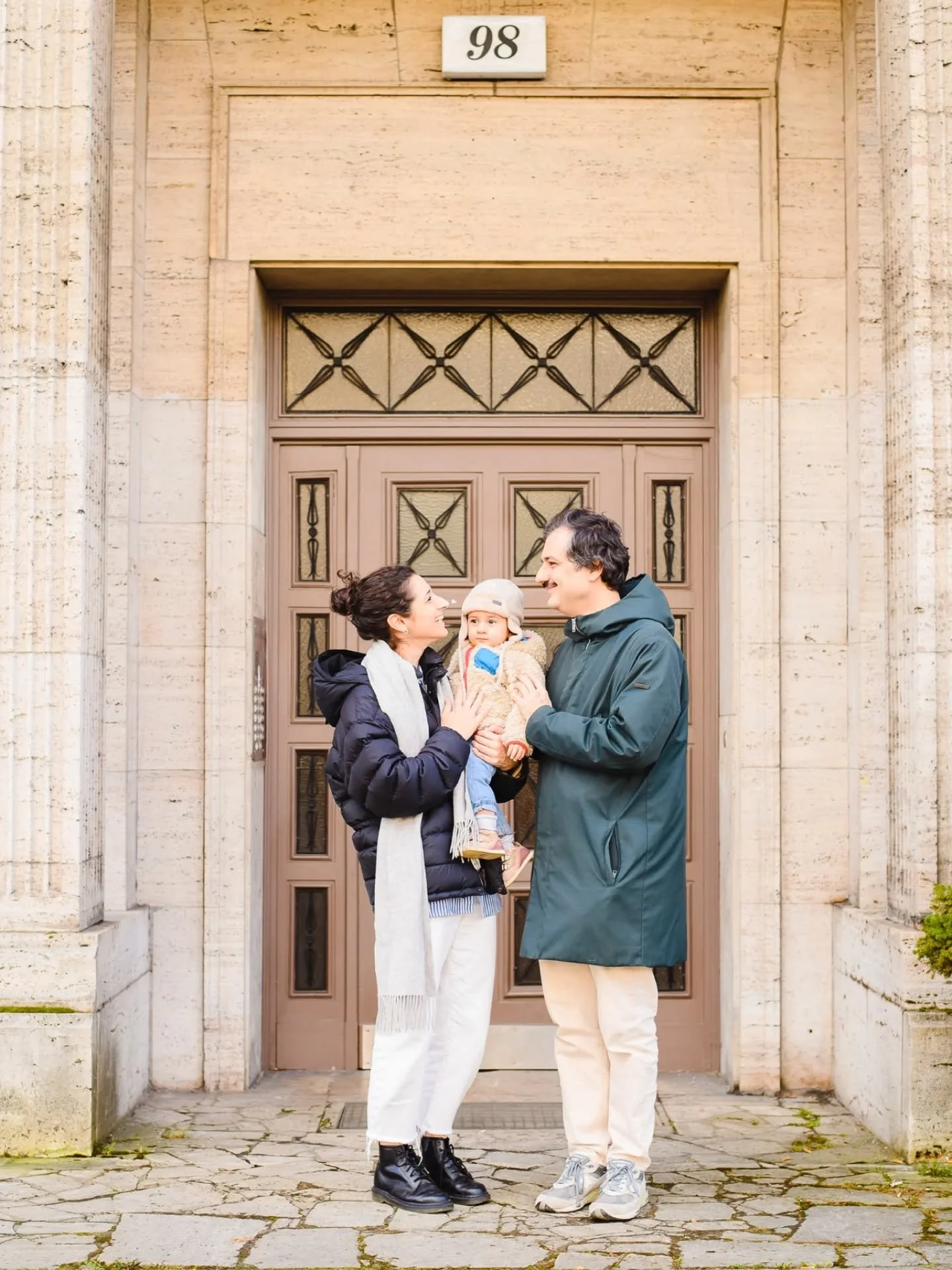 Eva's beautiful family session❤️
.
.
.
#Familyphotography #mamablogger_de&nbsp;#angelisportraits  #Familienfotoshooting #photoshooting #familienfotografie #mamasgirl  #newbornphotos  #summer #sommerfotografie #berlinnewbornphotography #pregnantphoto 