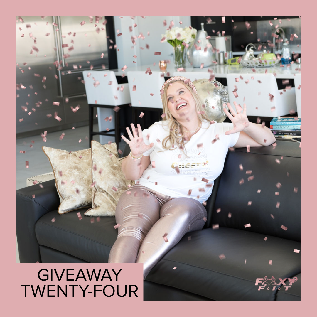 24 Days of Giveaways :  lululemon 2.0