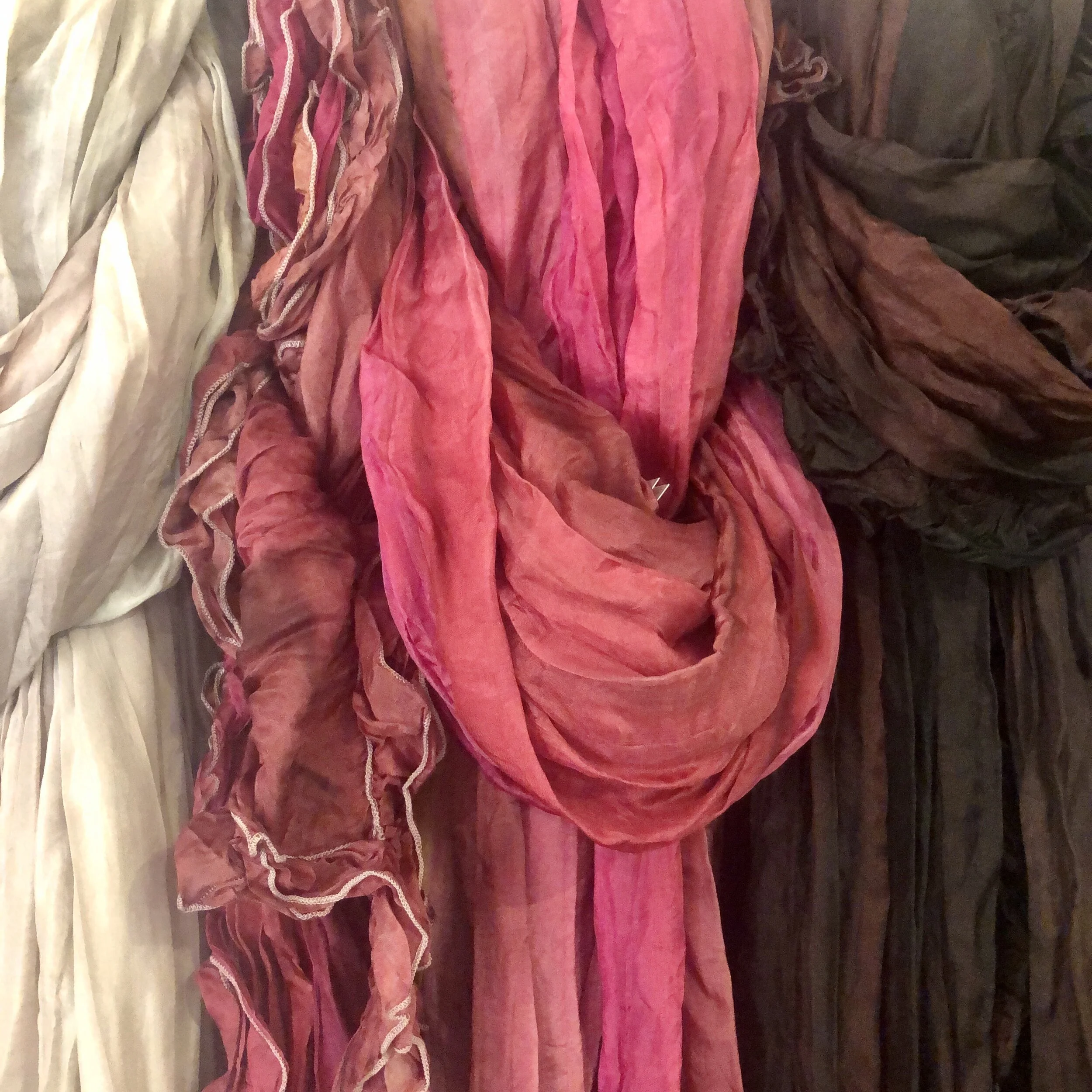 Workshop: Måla en sidensjal med Karin Wallén