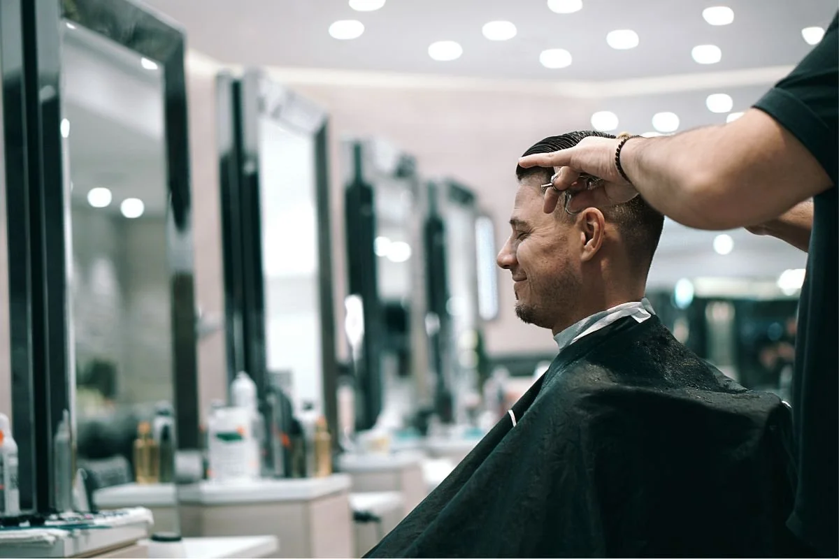 How to Choose the Right Haircut for Your Face Shape?