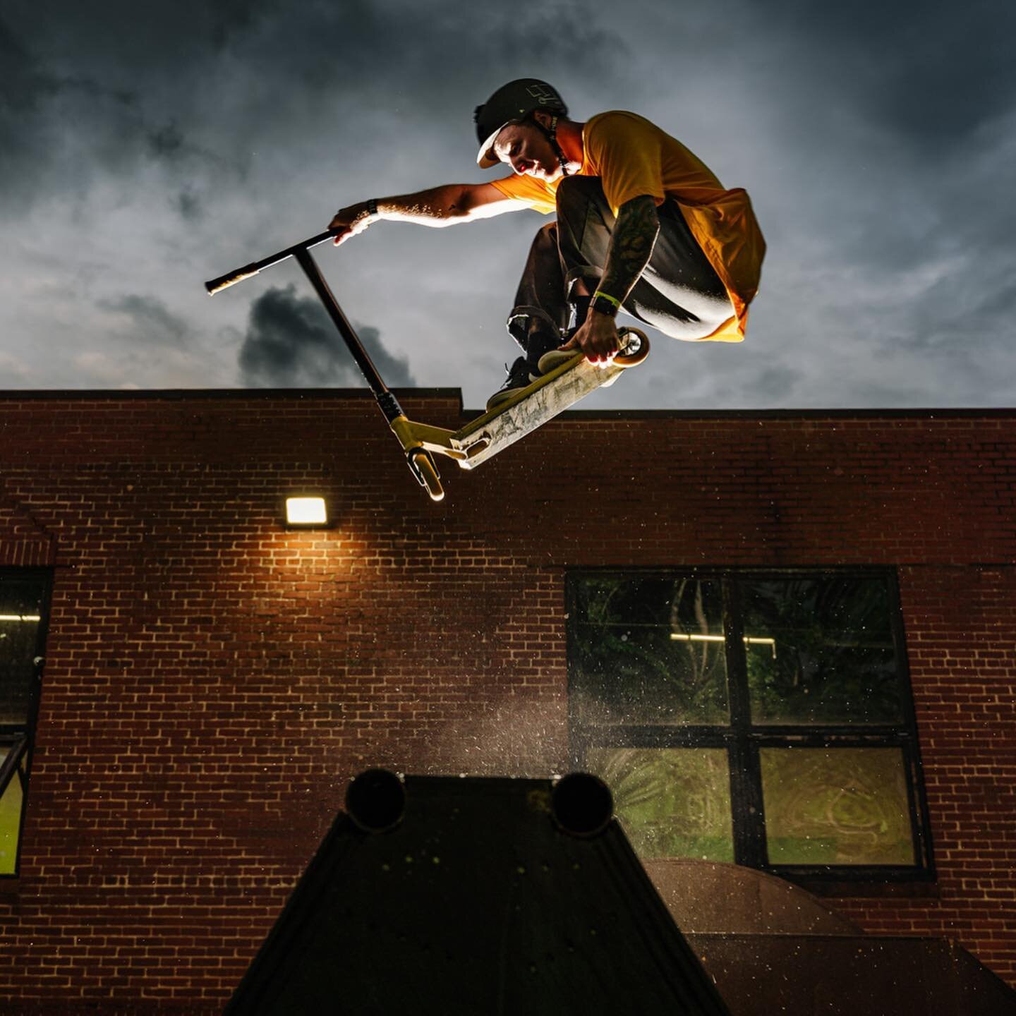 Had such an amazing time at @camproyal 2 weeks ago! Such a great park with great people🤙
Thanks @cliffritcheyart for the flicks🔥 #undialed 
@undialed 
@s1scoot