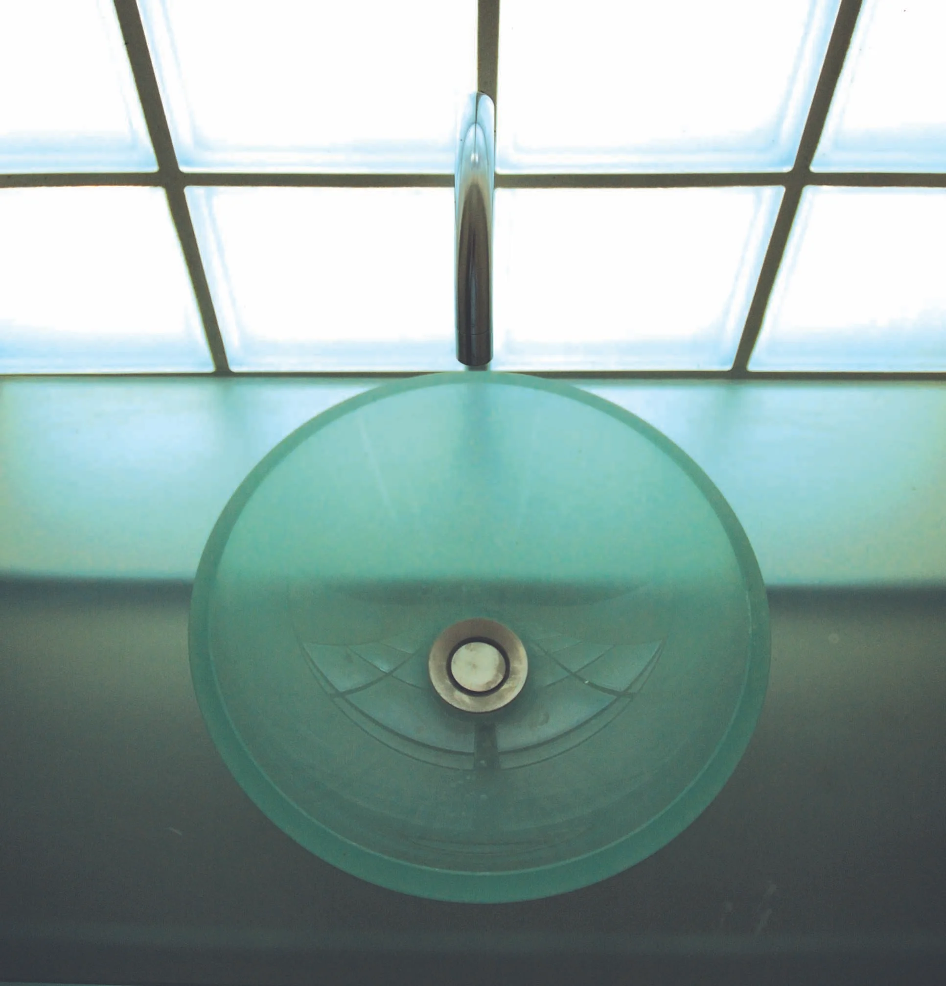 Wash basin glass above copy.jpg