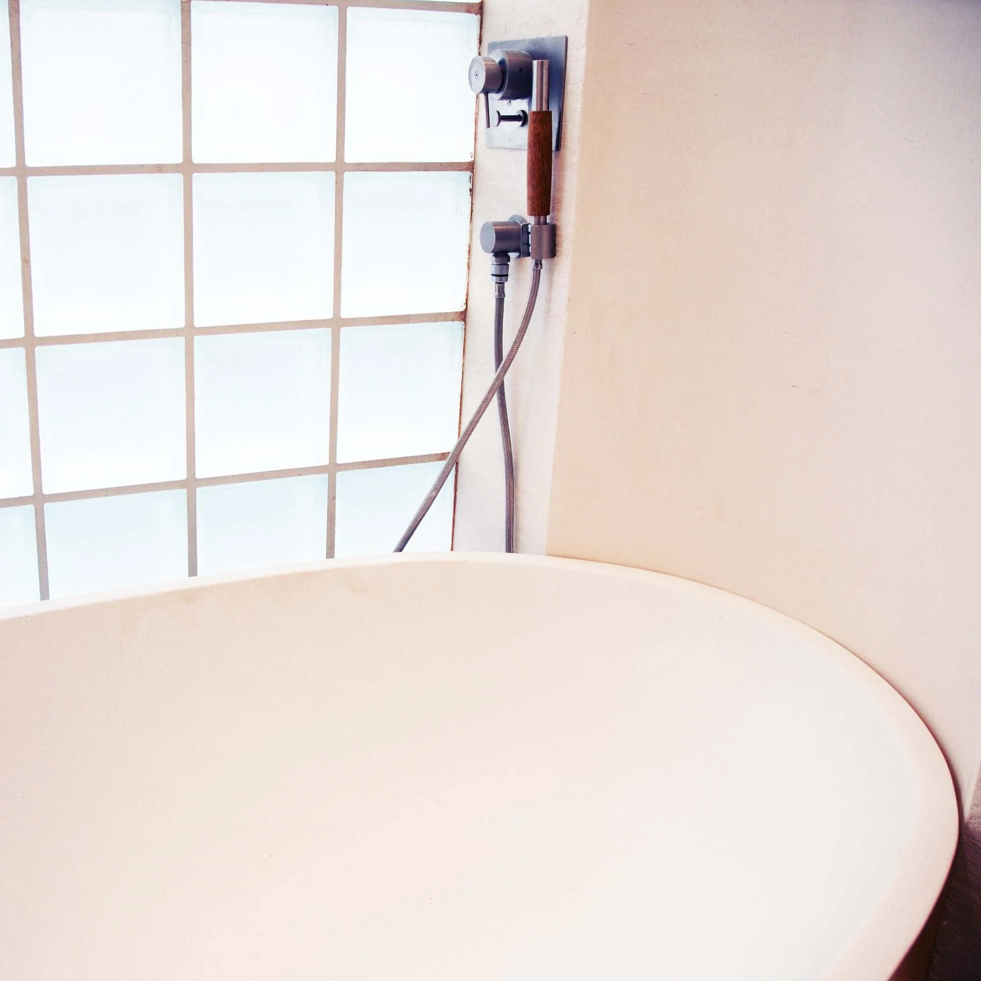 Avo bath colbeck.jpg