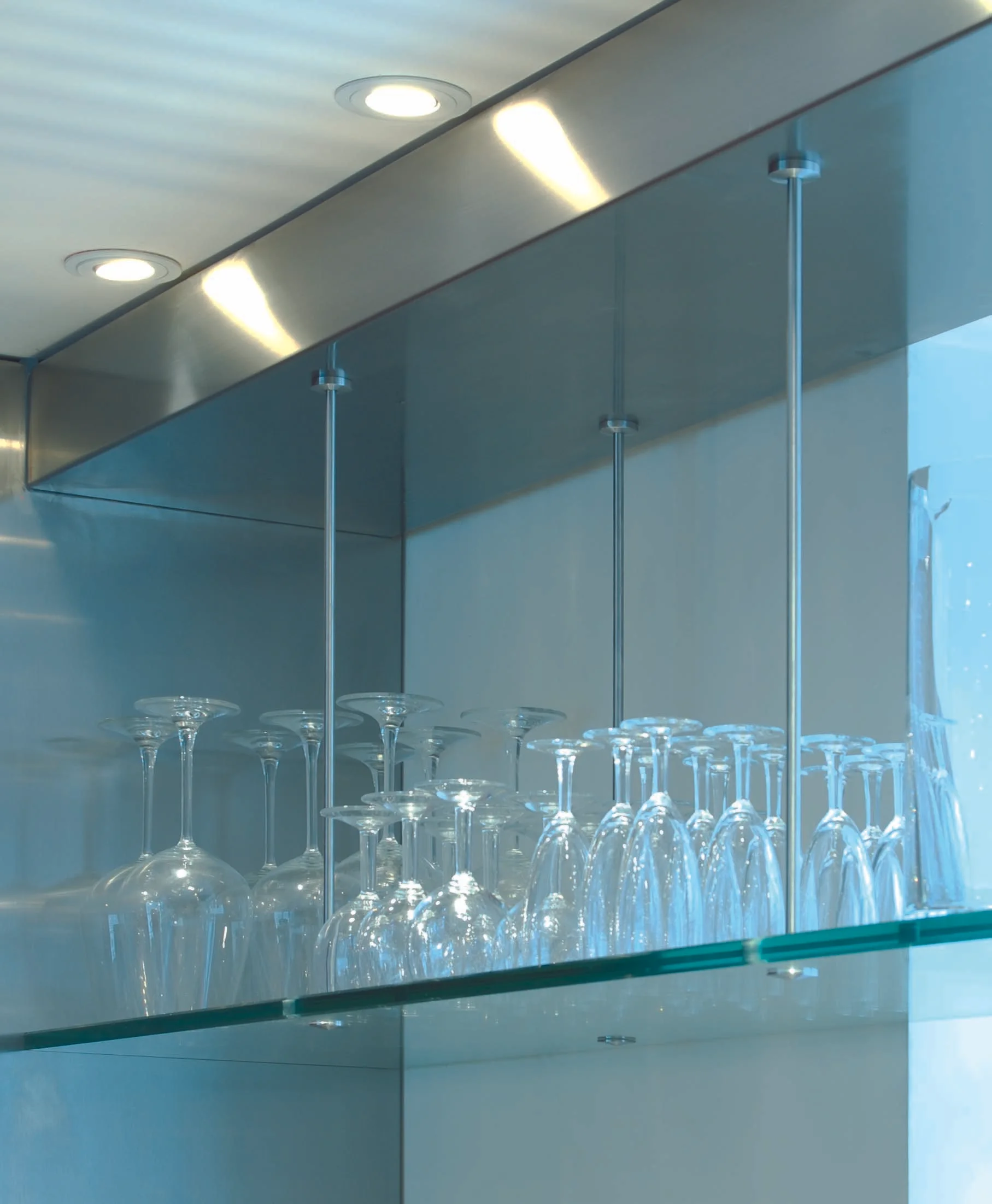 Kitchen colbeck glass shelf.jpg