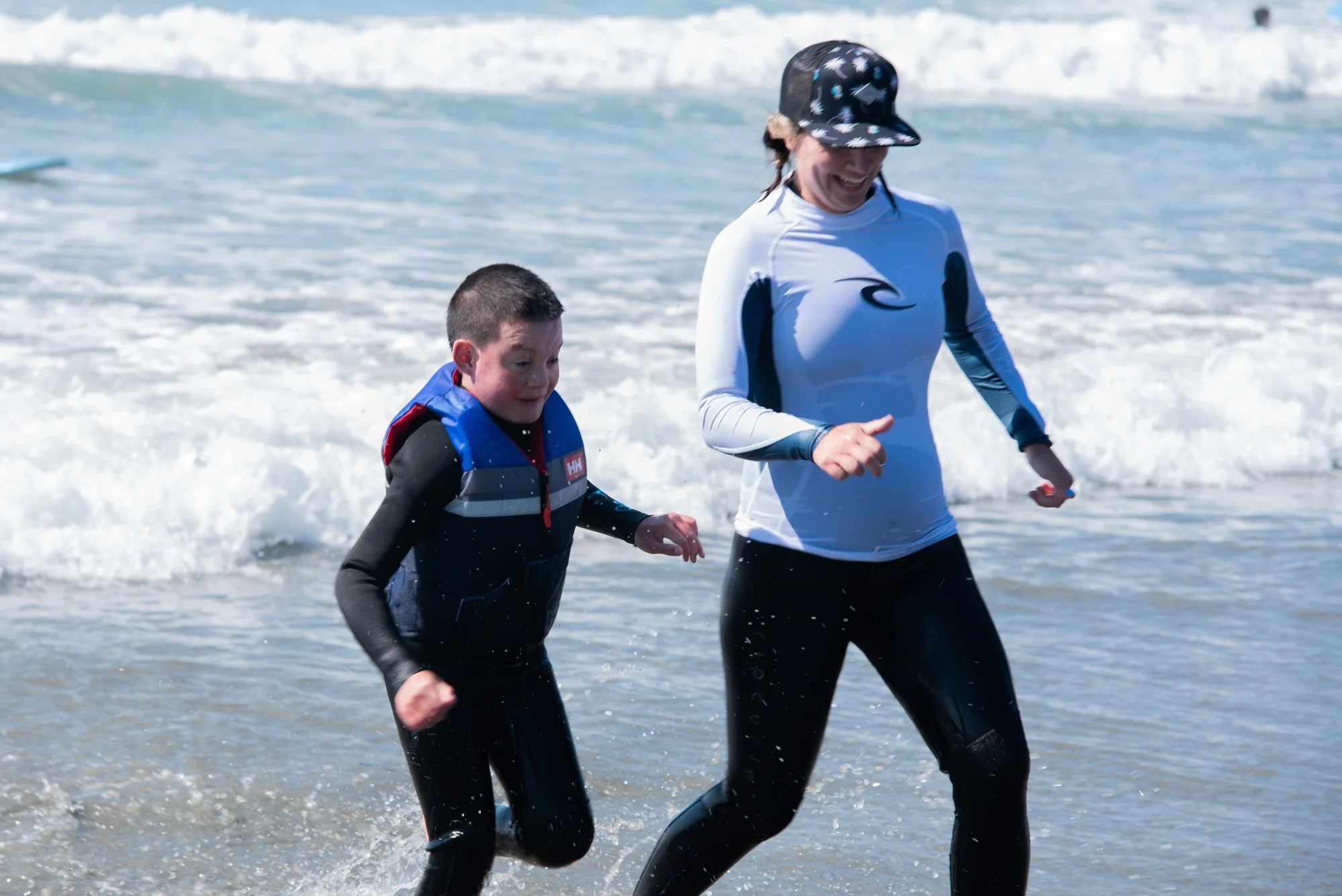 surfs-up-2022-Neal-Lally-Photo-93.jpg
