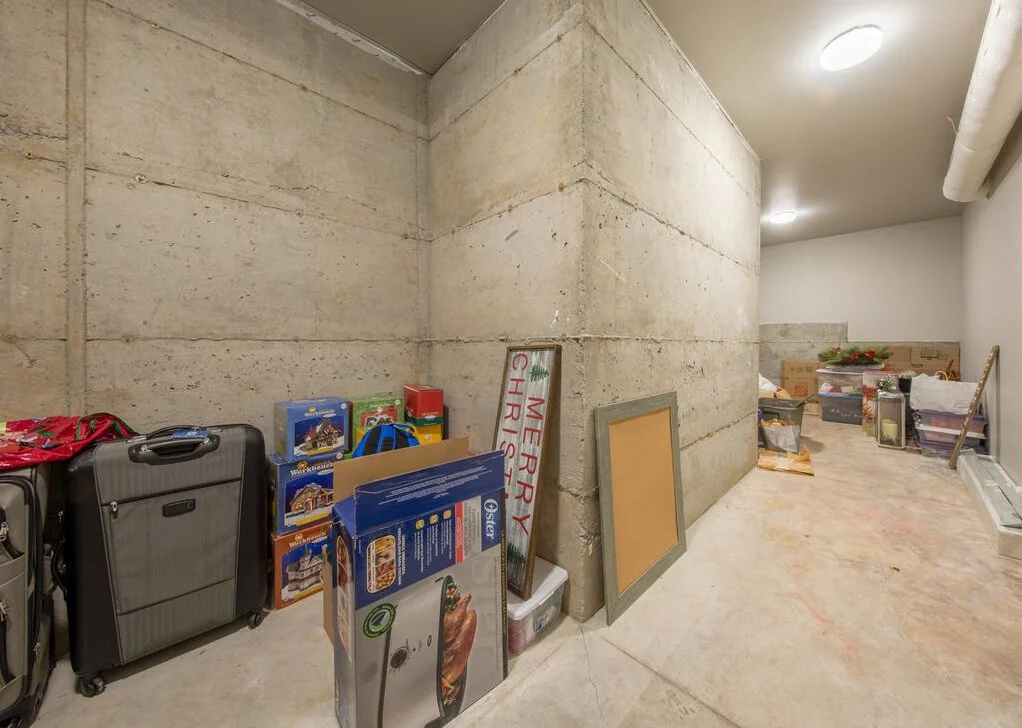 S Bsmt Storage .jpg