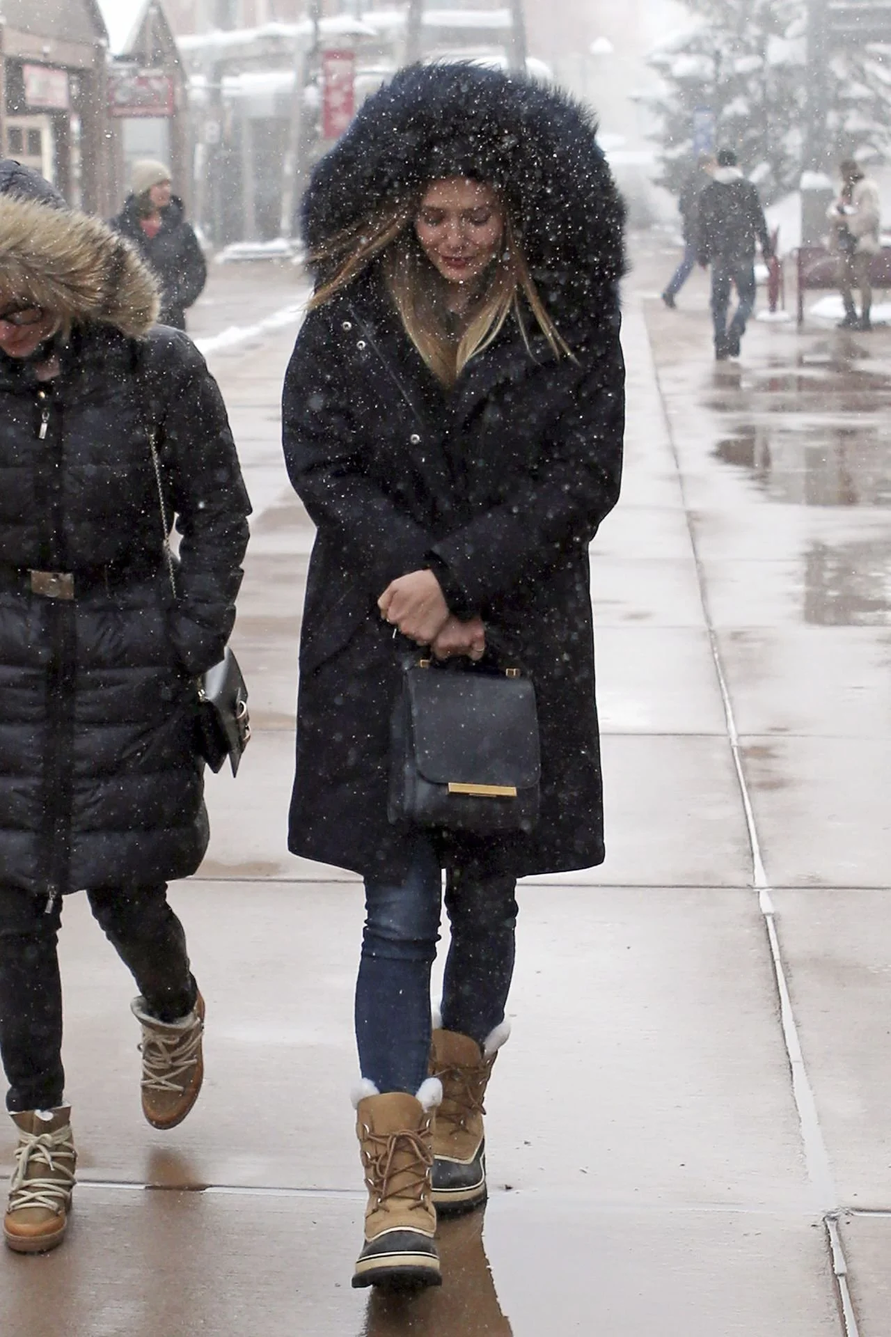 elizabeth-olsen-out-during-the-2017-sundance-film-festival-in-park-city-1.jpg