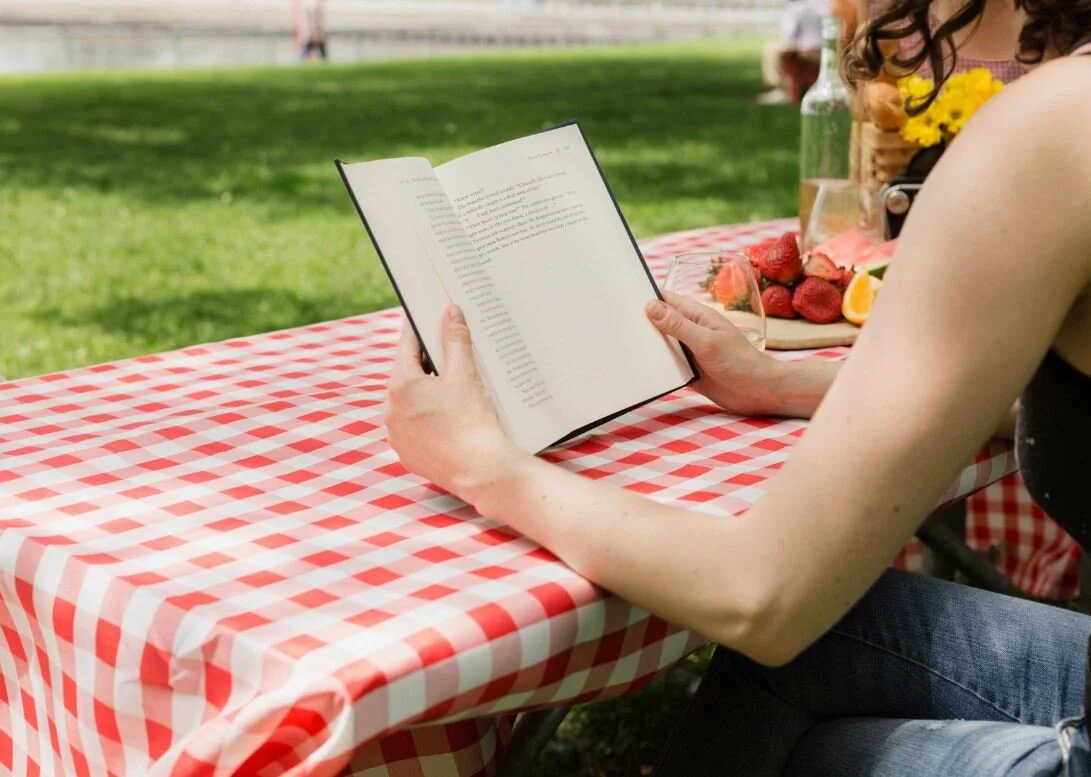 Check/ Gingham table clothAvailable in green, blue and red. Made to your custom size or standard overlays.