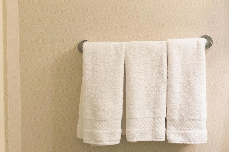 Towels on rack.jpg
