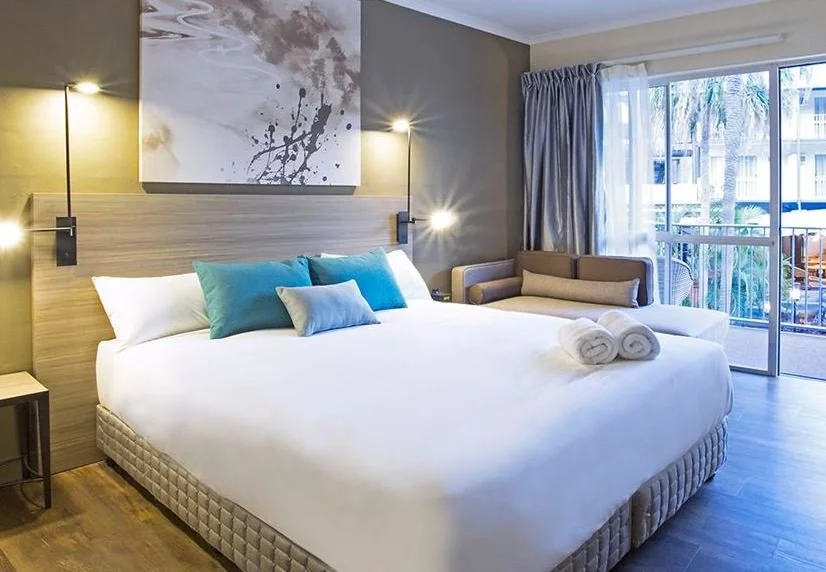 plain sheeting on bed 2.JPG