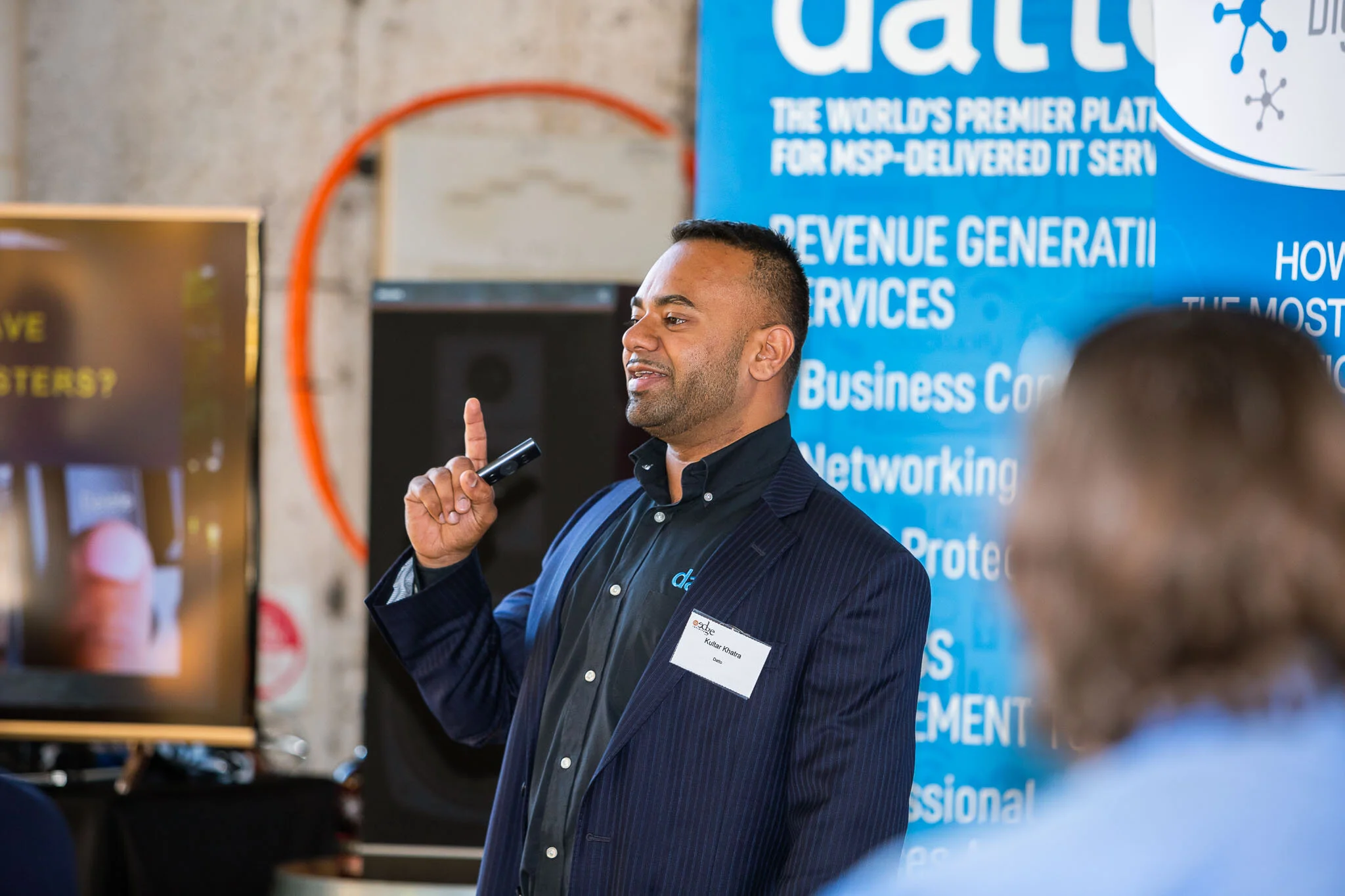 _D1A0510 - 2048px sRGB.jpg