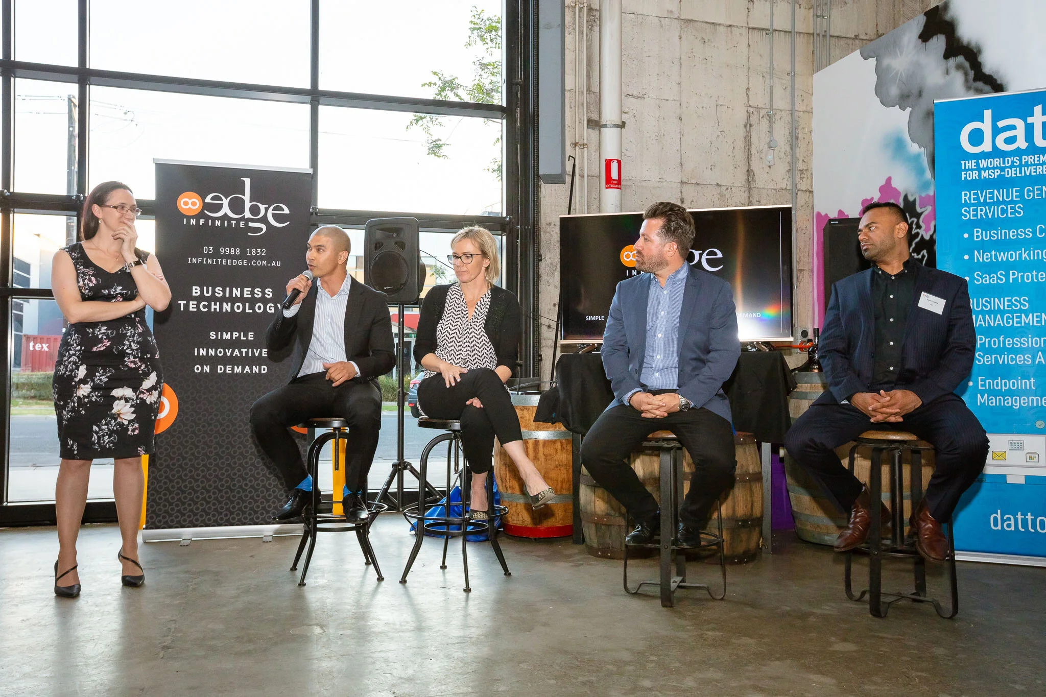 _Z9A3804 - 2048px sRGB.jpg