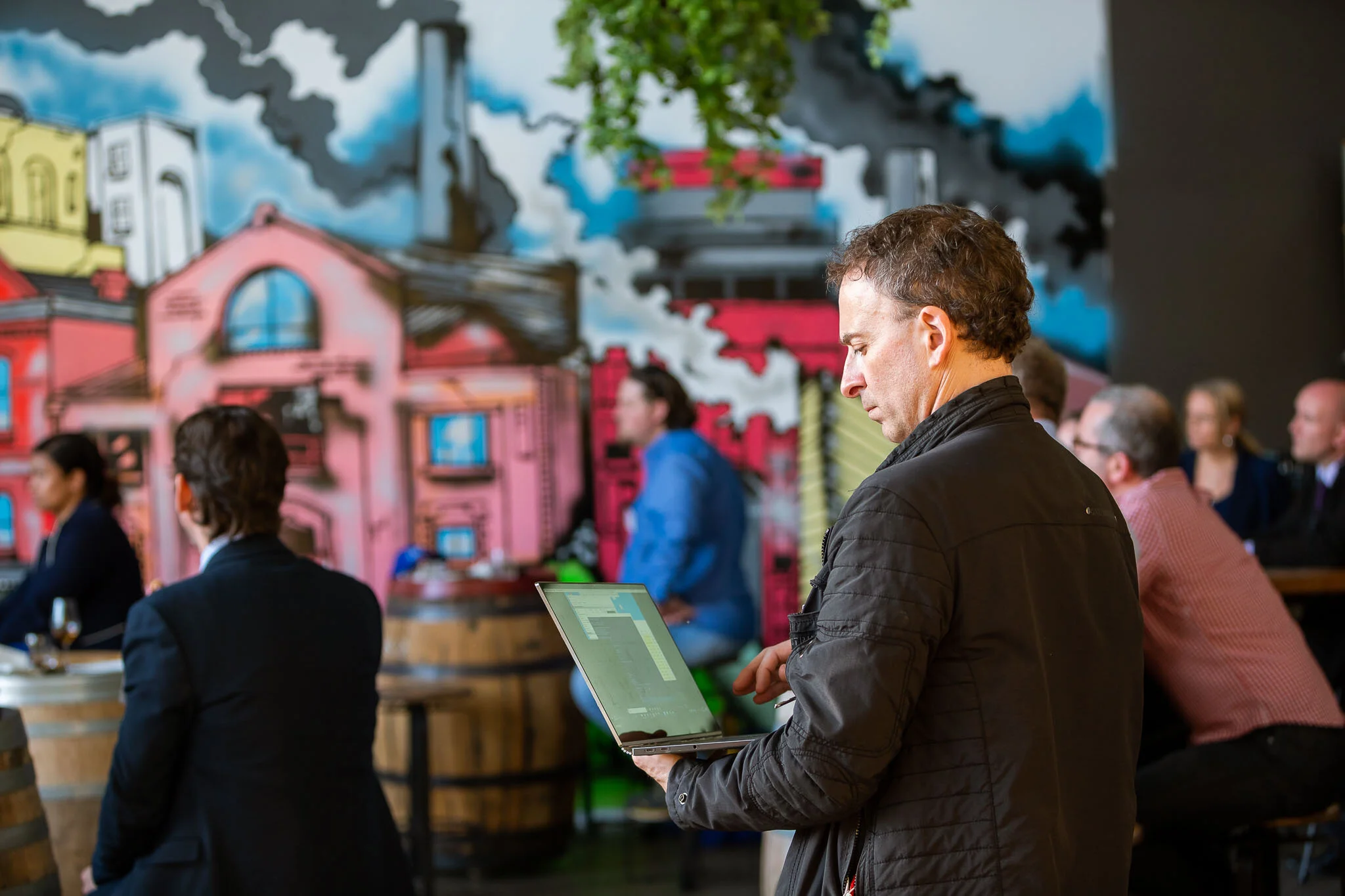 _D1A0560 - 2048px sRGB.jpg