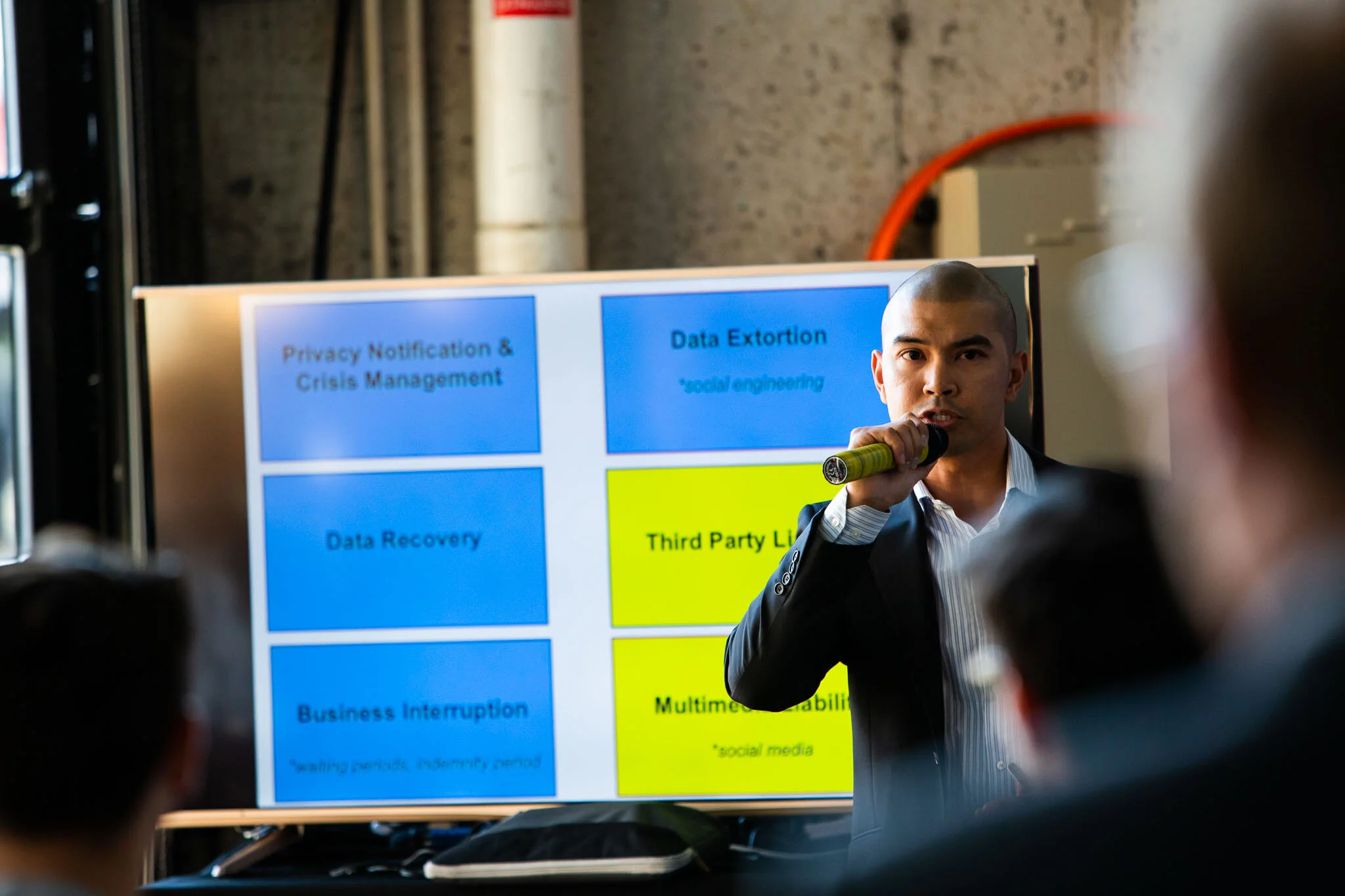 _D1A0386 - 2048px sRGB.jpg