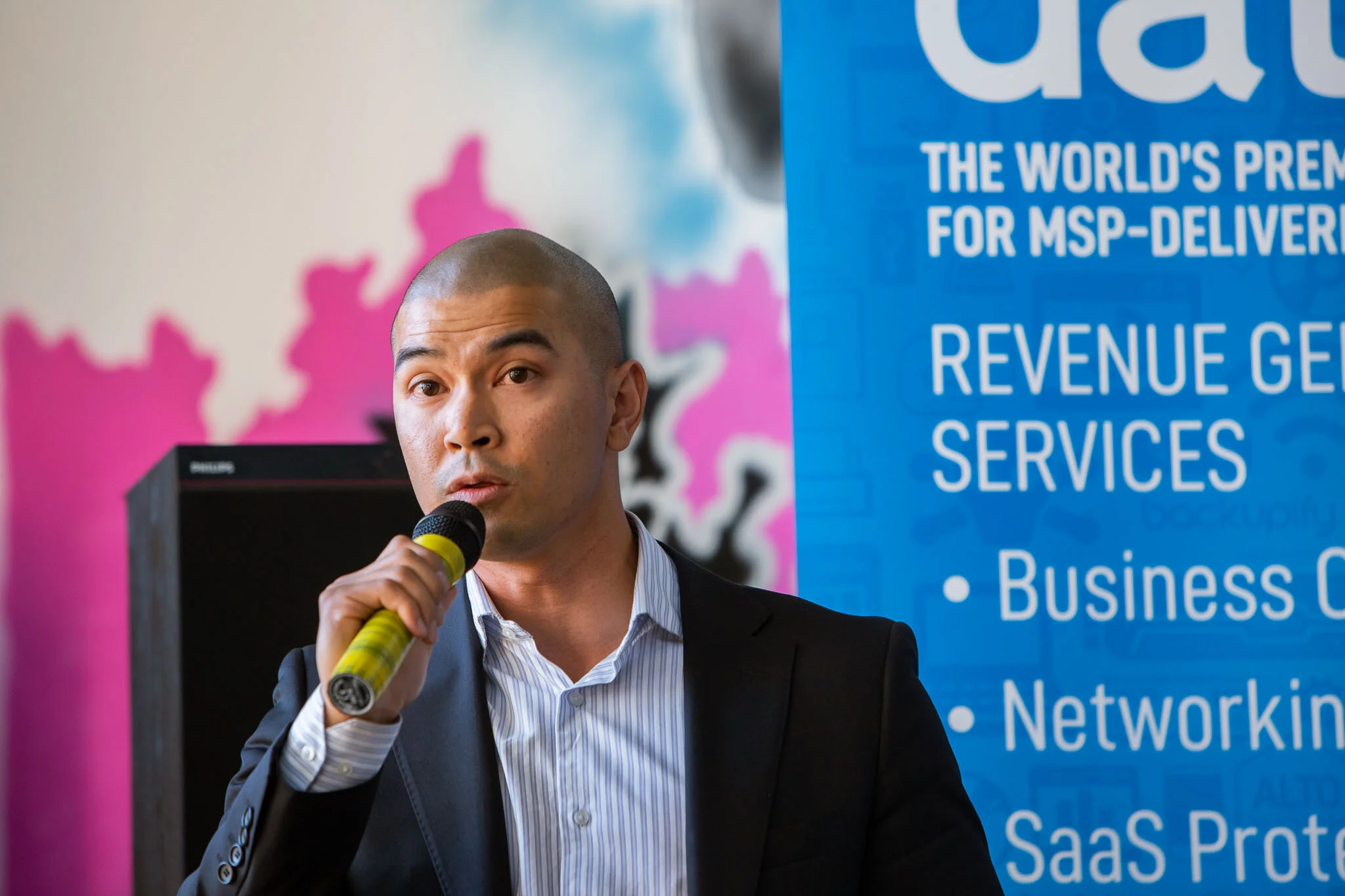 _D1A0346 - 2048px sRGB.jpg