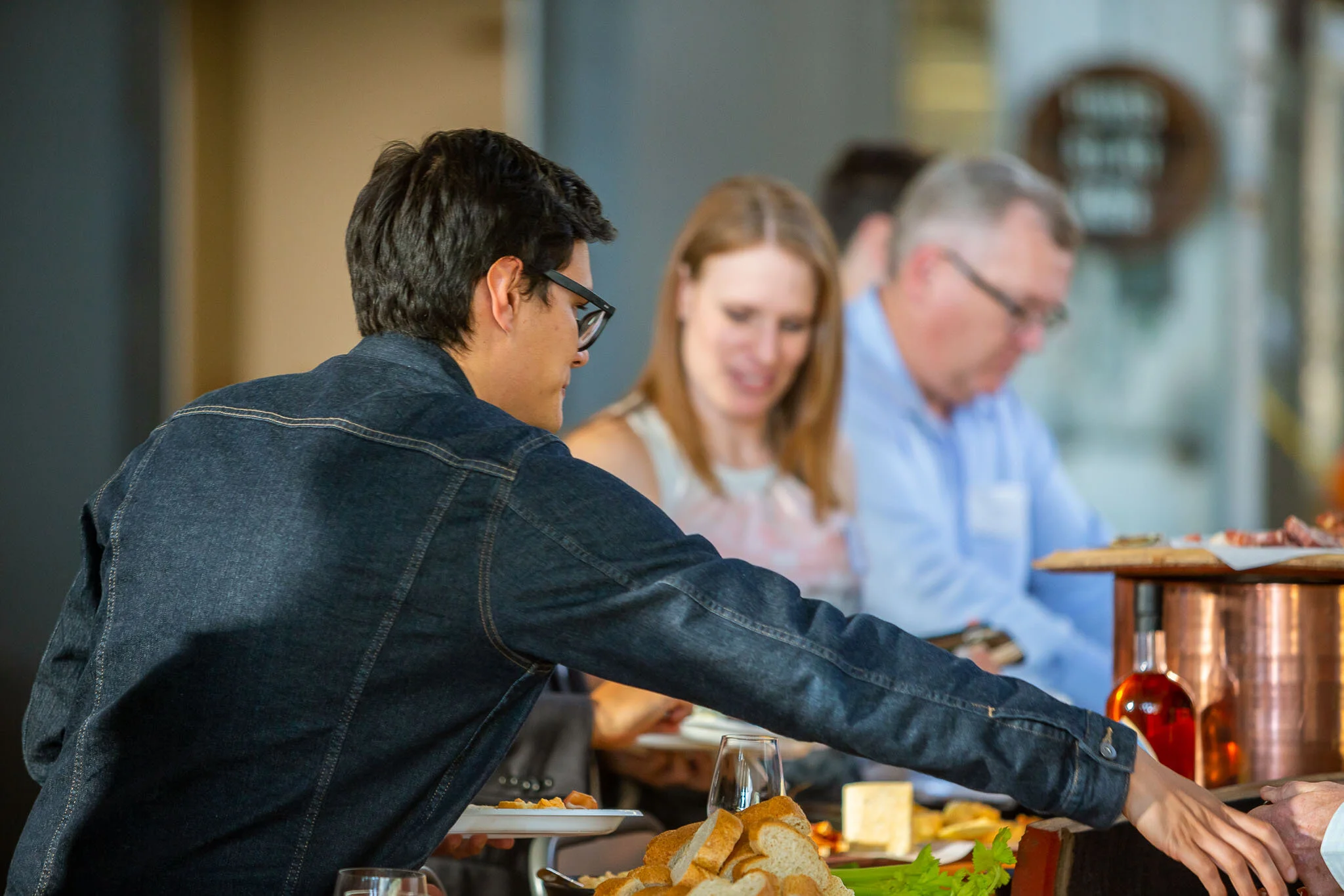 _D1A0299 - 2048px sRGB.jpg