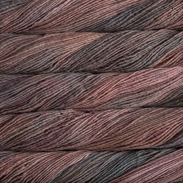7D1233E9-4541-4DFB-BE55-549C32677889