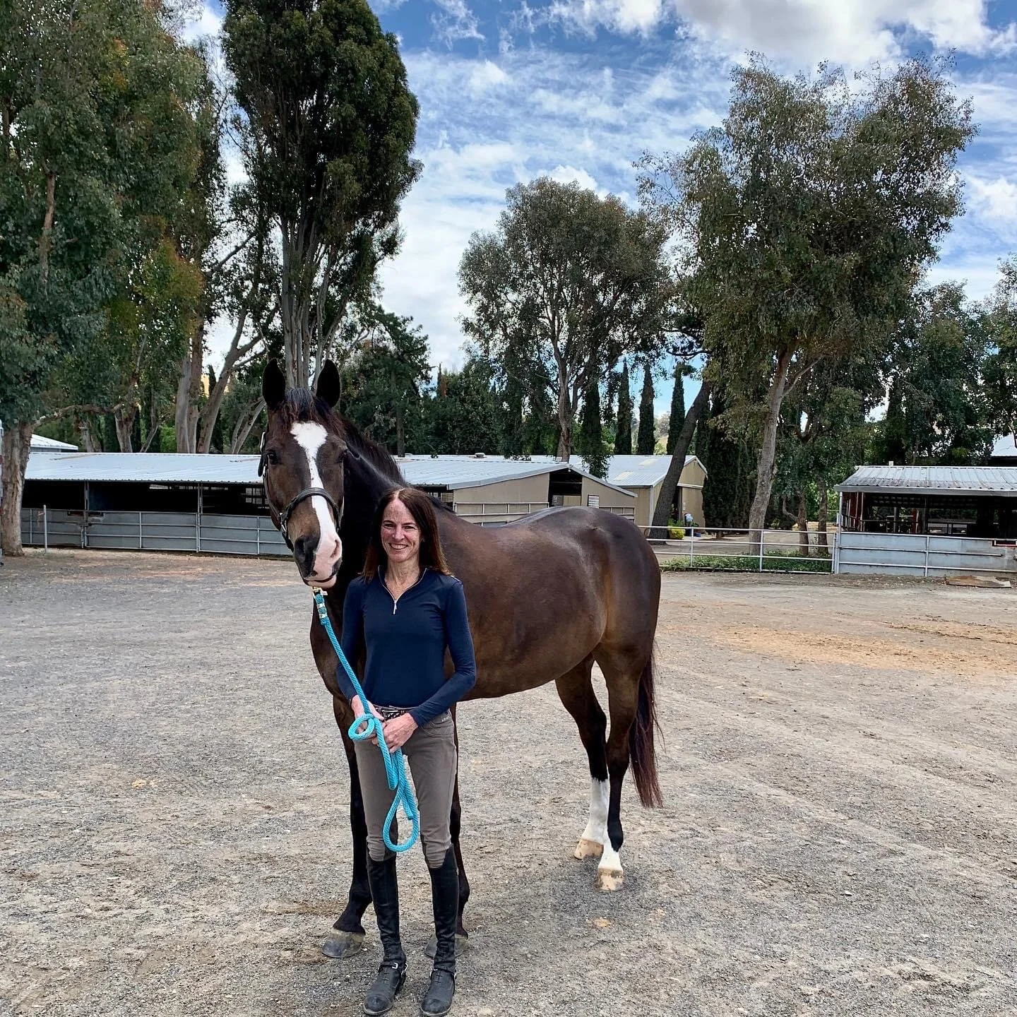 Tally Hawk welcomes Sarah Maples and her horse, Gentleman Jack!