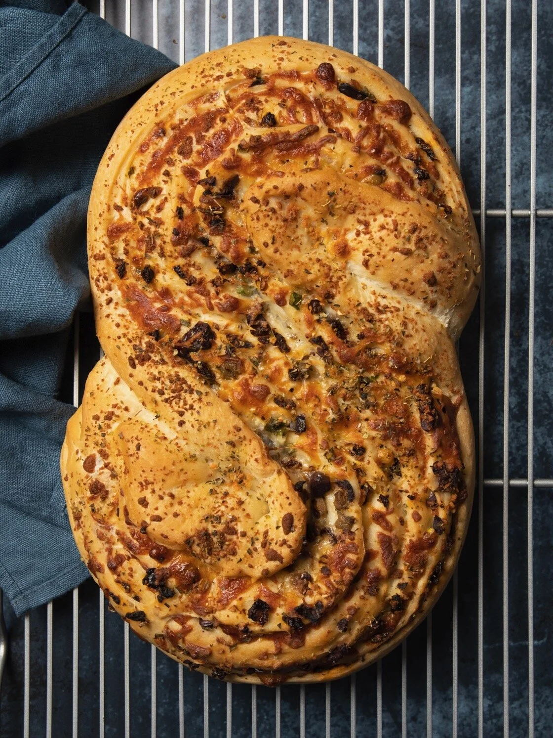 Pane Bianco with Kalamata Olives