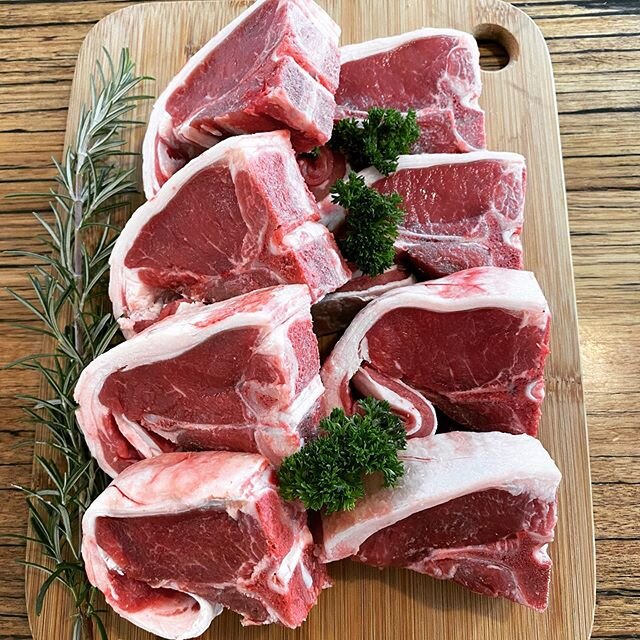 Pictures say it all...
Our loin chops and 
Our lamb rump steak and chump chops, simply 👌

Specials today are:
-20% off freezer stock
-lamb ribs
-pet mince and meat. 
#heretil5:30pm #Tasmanianlamb #ourlamb