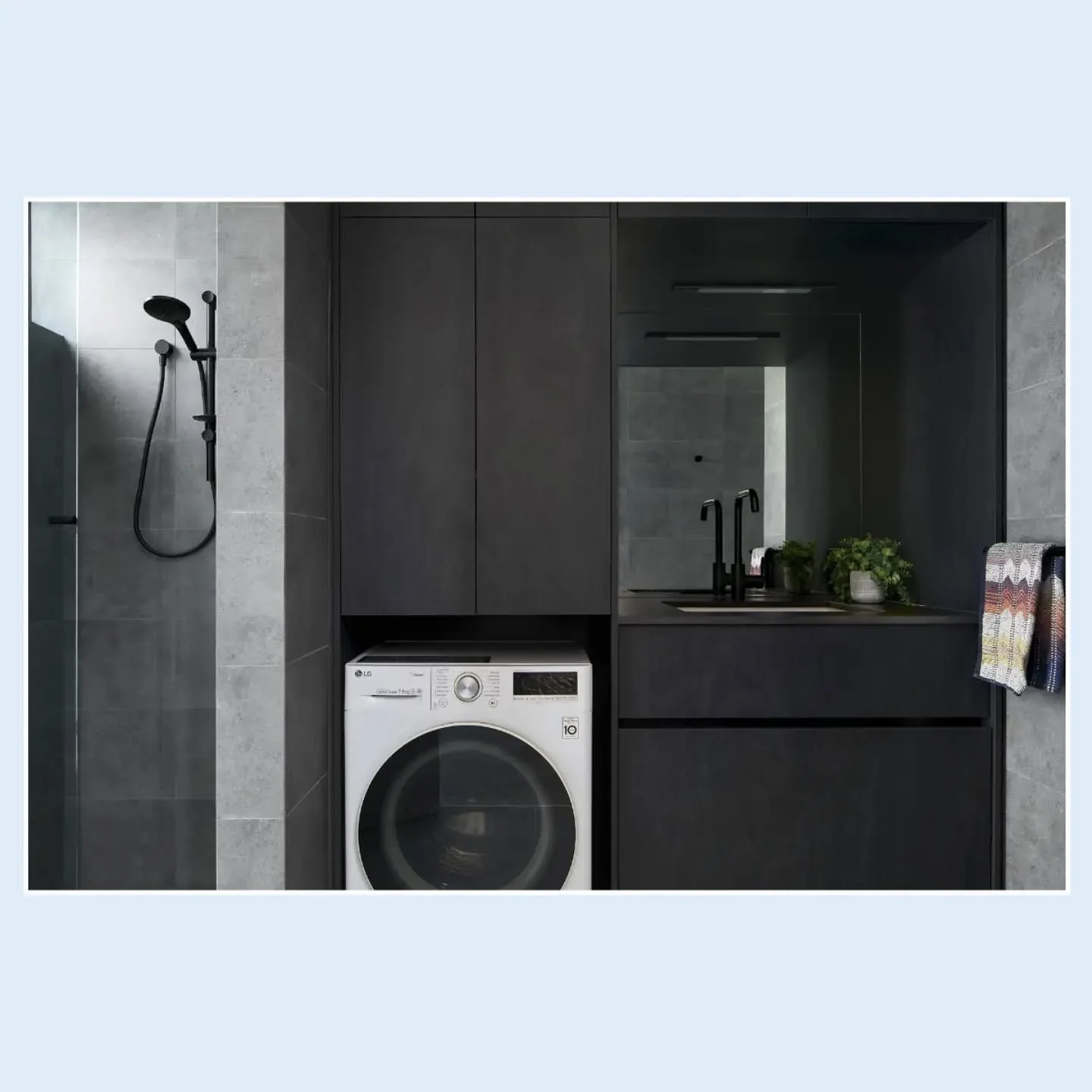 LAUNDRY 

This laundry doubles as the guest bathroom downstairs at the LaneWareHouse. We love the moody vibes created by the industrial palette - working perfectly with the general theme of this home.

📷 @peterellery_photography 

#contemporaryhomes