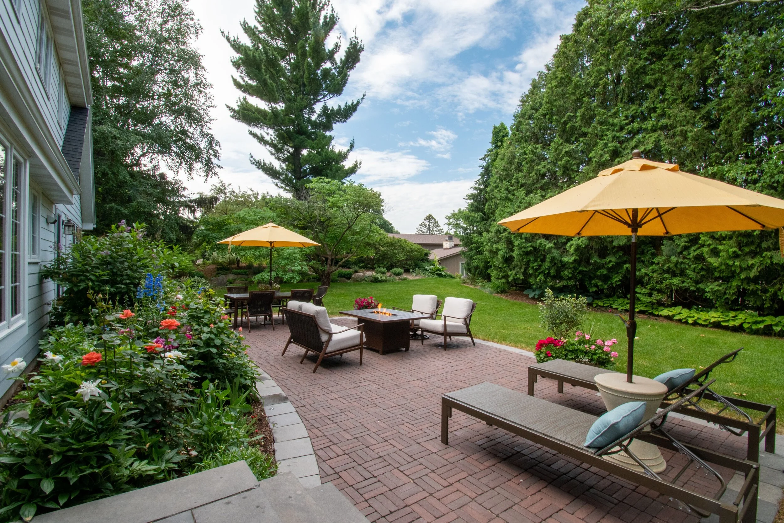 Improve Your Outdoor Living Experience With Distinctive Features in Madison and Middleton, WI