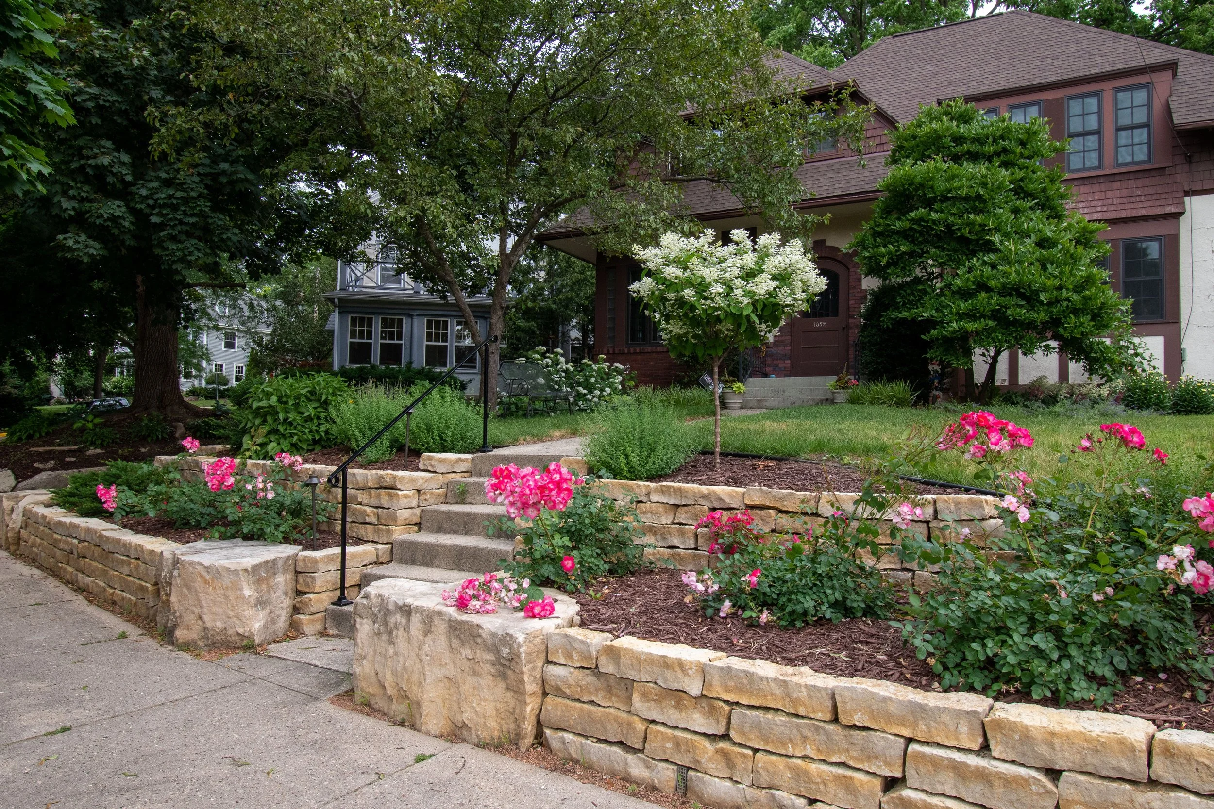 Nothing Draws the Eye to a Landscape Design Quite Like Beautiful Plantings in the Verona, WI, Area