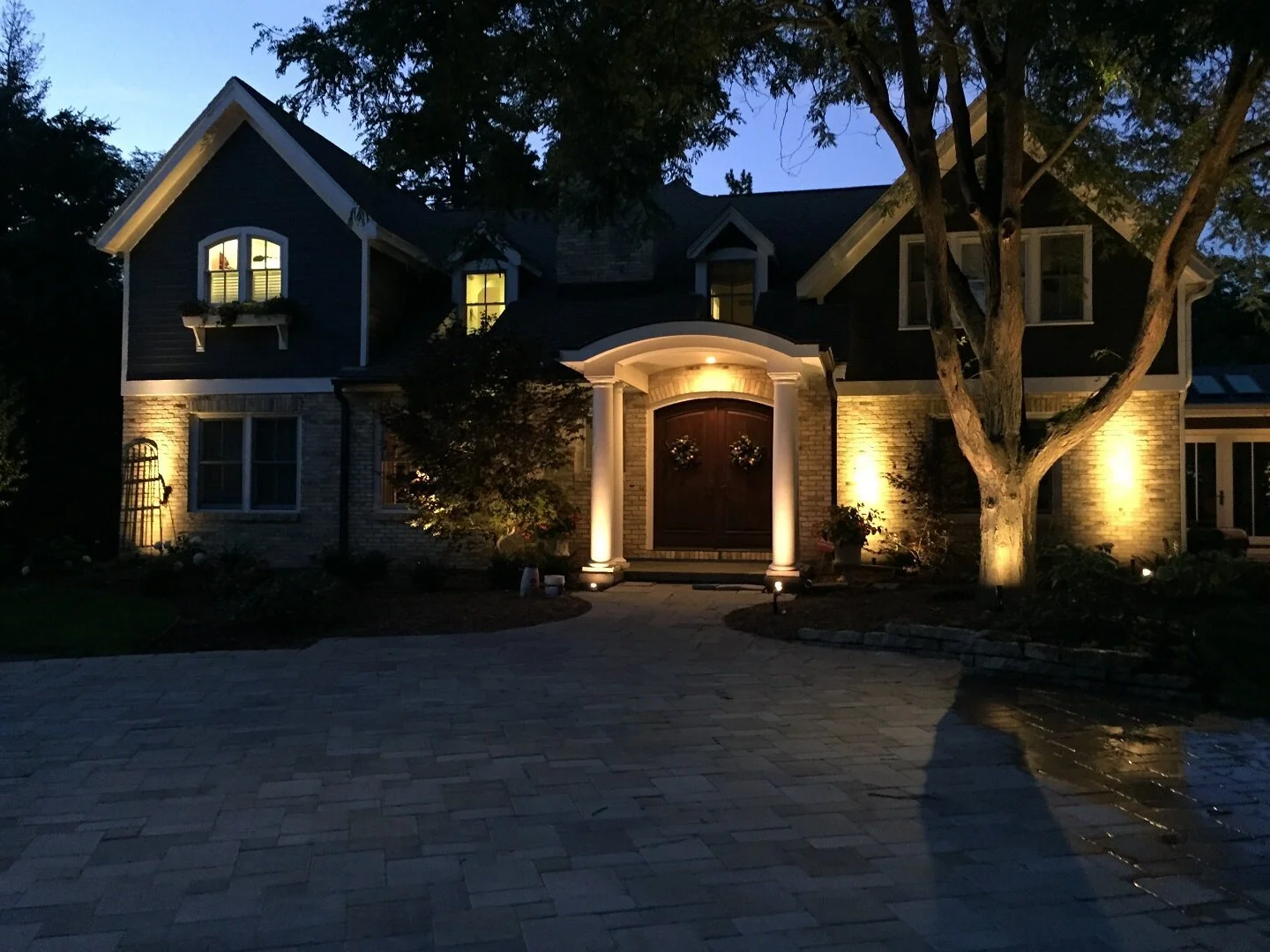 A Look at Expert Resources Provided by Landscaping Companies in the Waunakee and Madison, WI, Areas