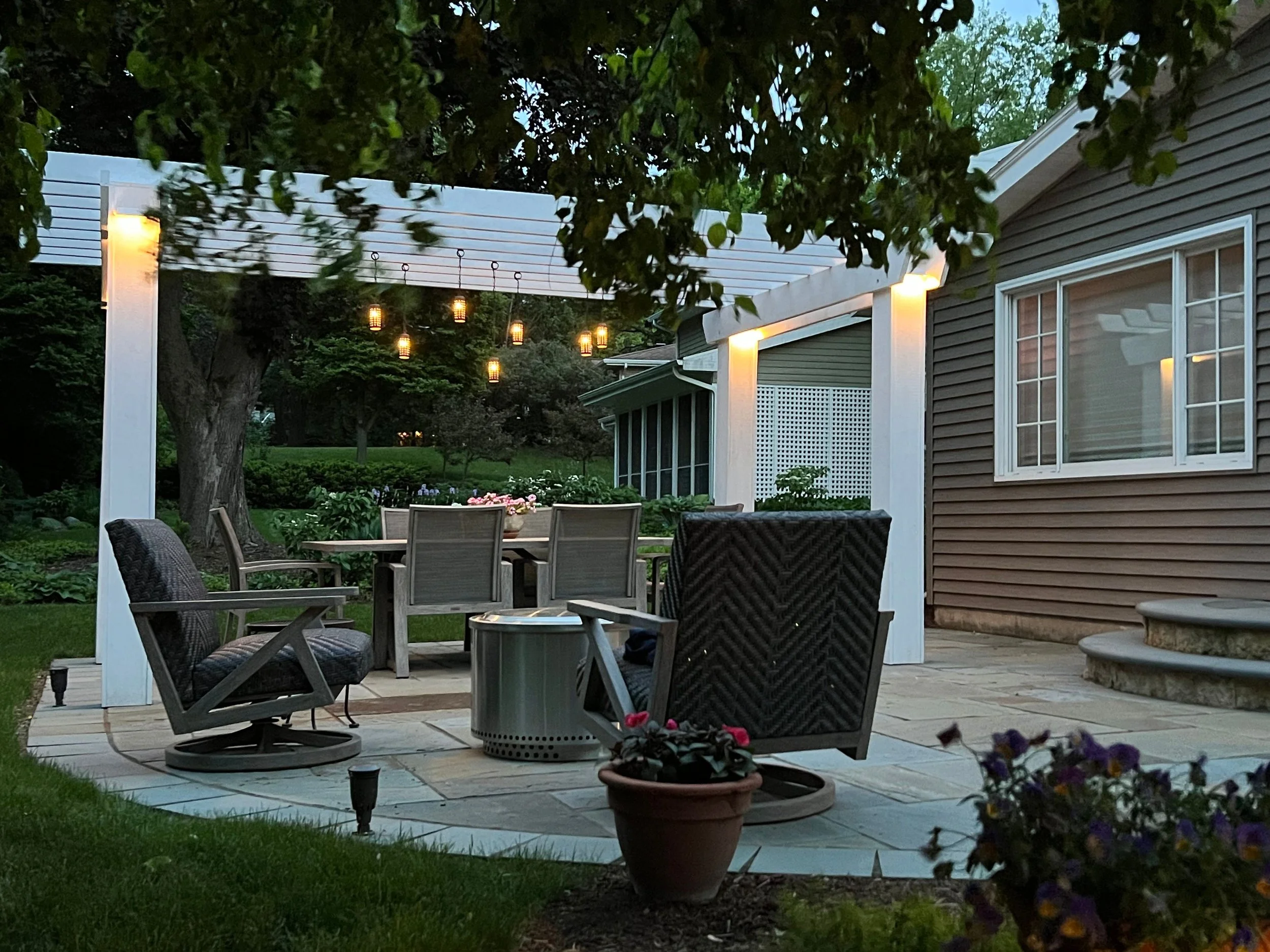 Considering Landscape Services This Year? 4 Tips to Finding the Right Company for Updating Outdoor Spaces in the Waunakee and Verona, WI Area