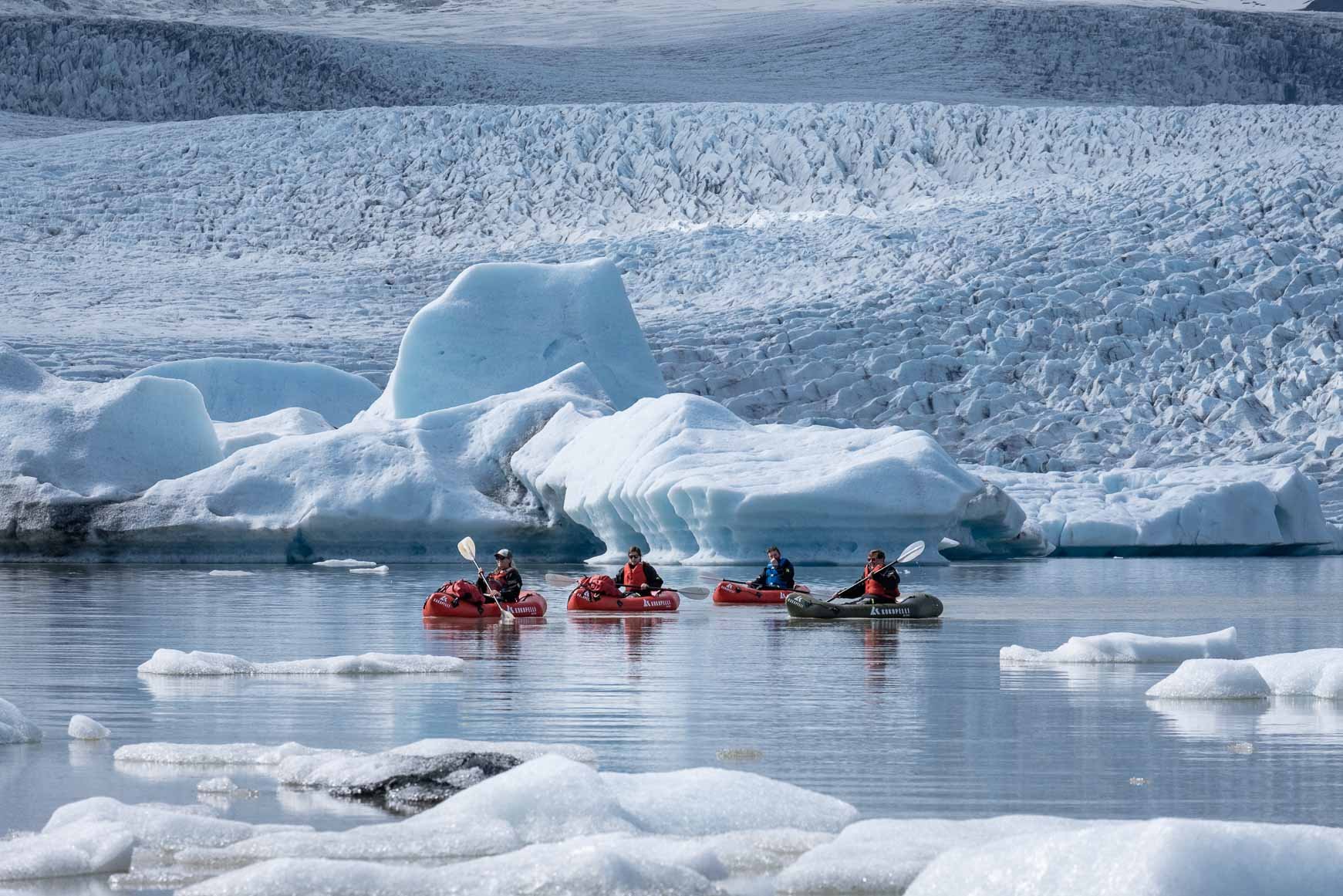 kayak-ice-lagoon-iceland-3.jpg