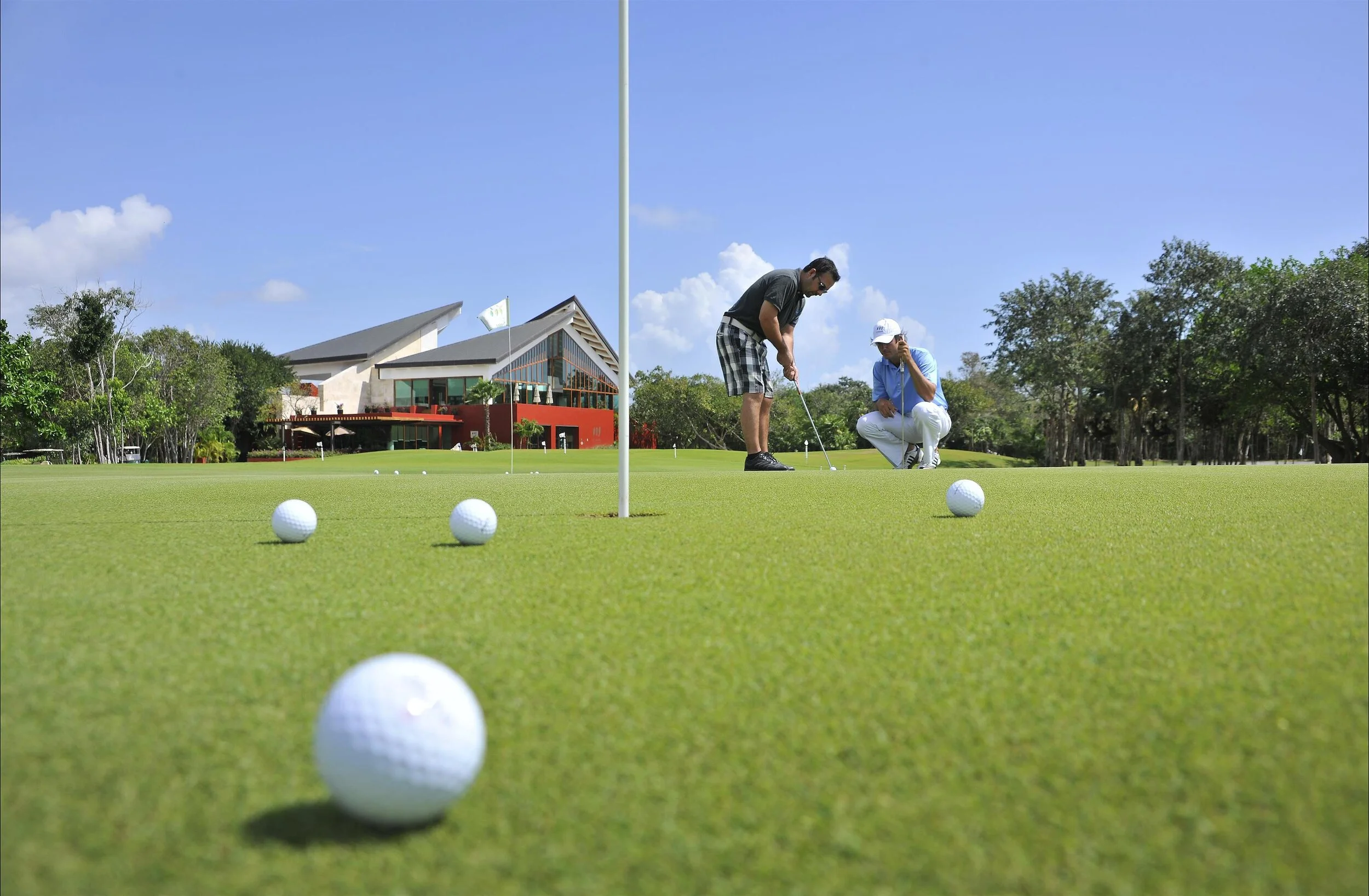 Sports holidays. Гольф класс.