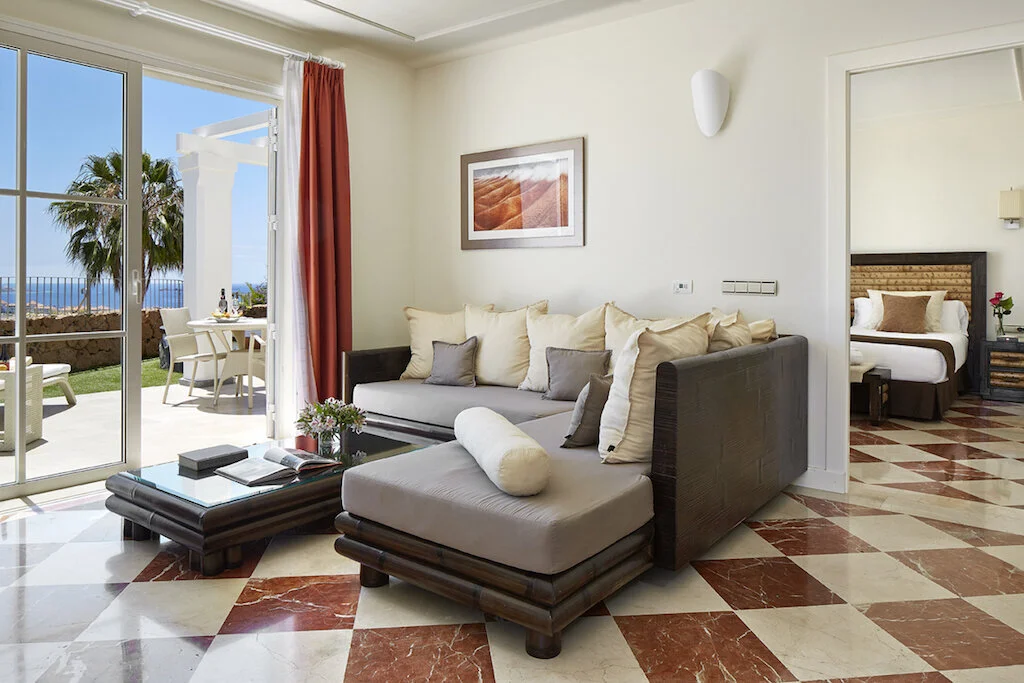 2+bedroom+villa+-+Living+room+copy.jpg