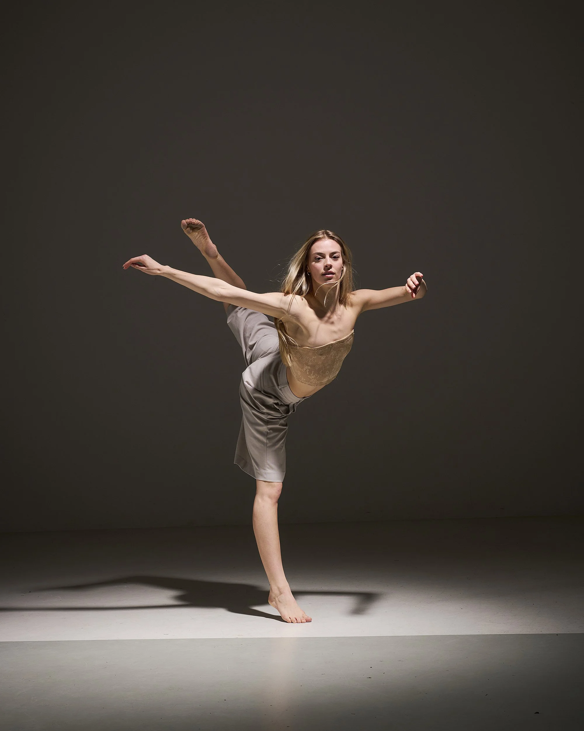 urs–recher_dance_53_julie.jpg
