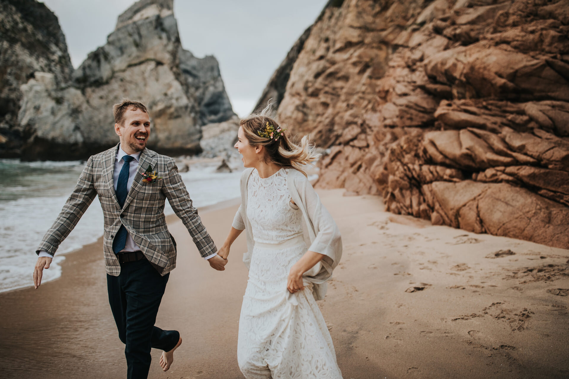 Praia da Ursa Elopement Sintra Beach Cliffs  36.jpg