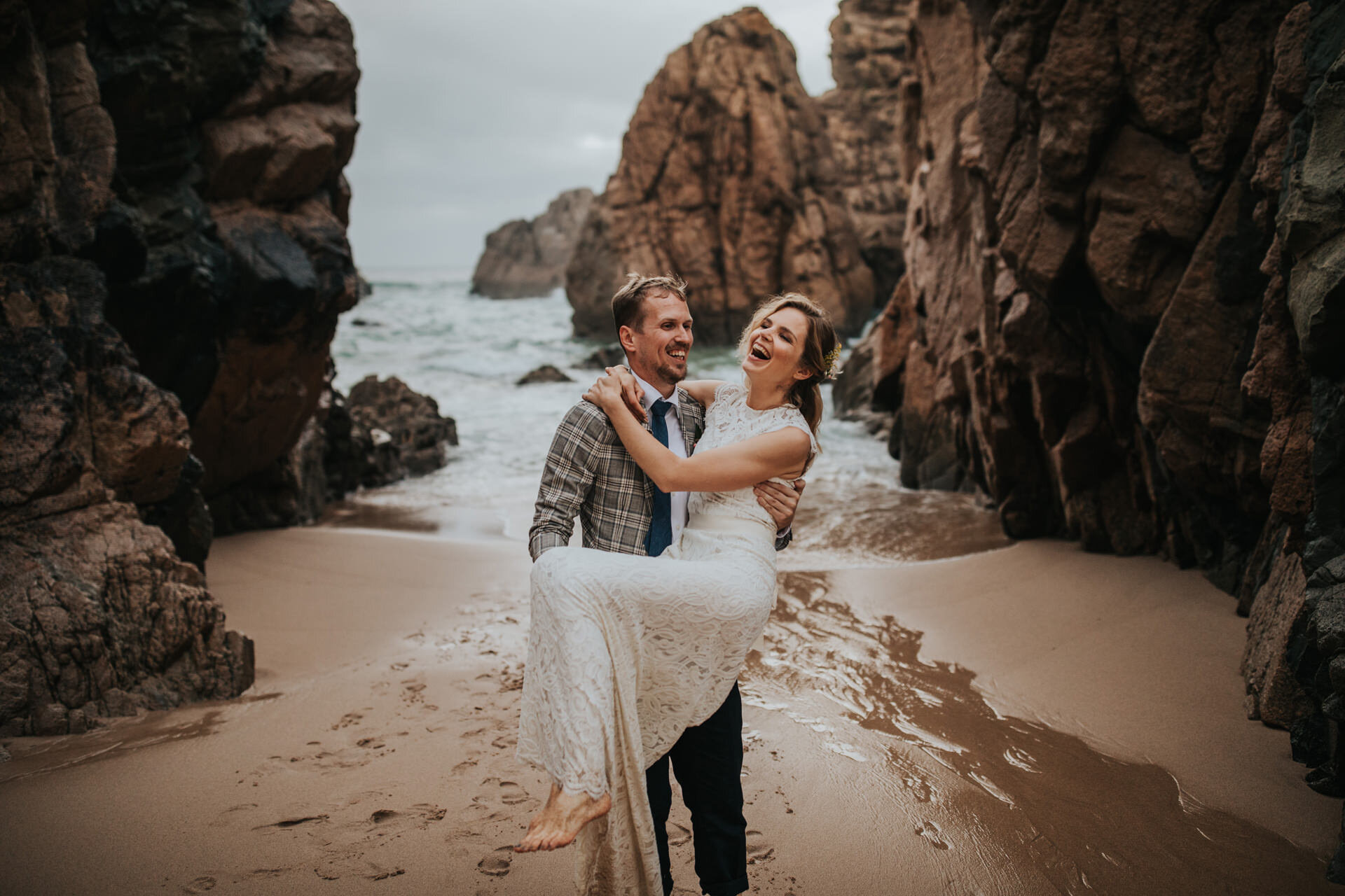 Praia da Ursa Elopement Sintra Beach Cliffs  41.jpg