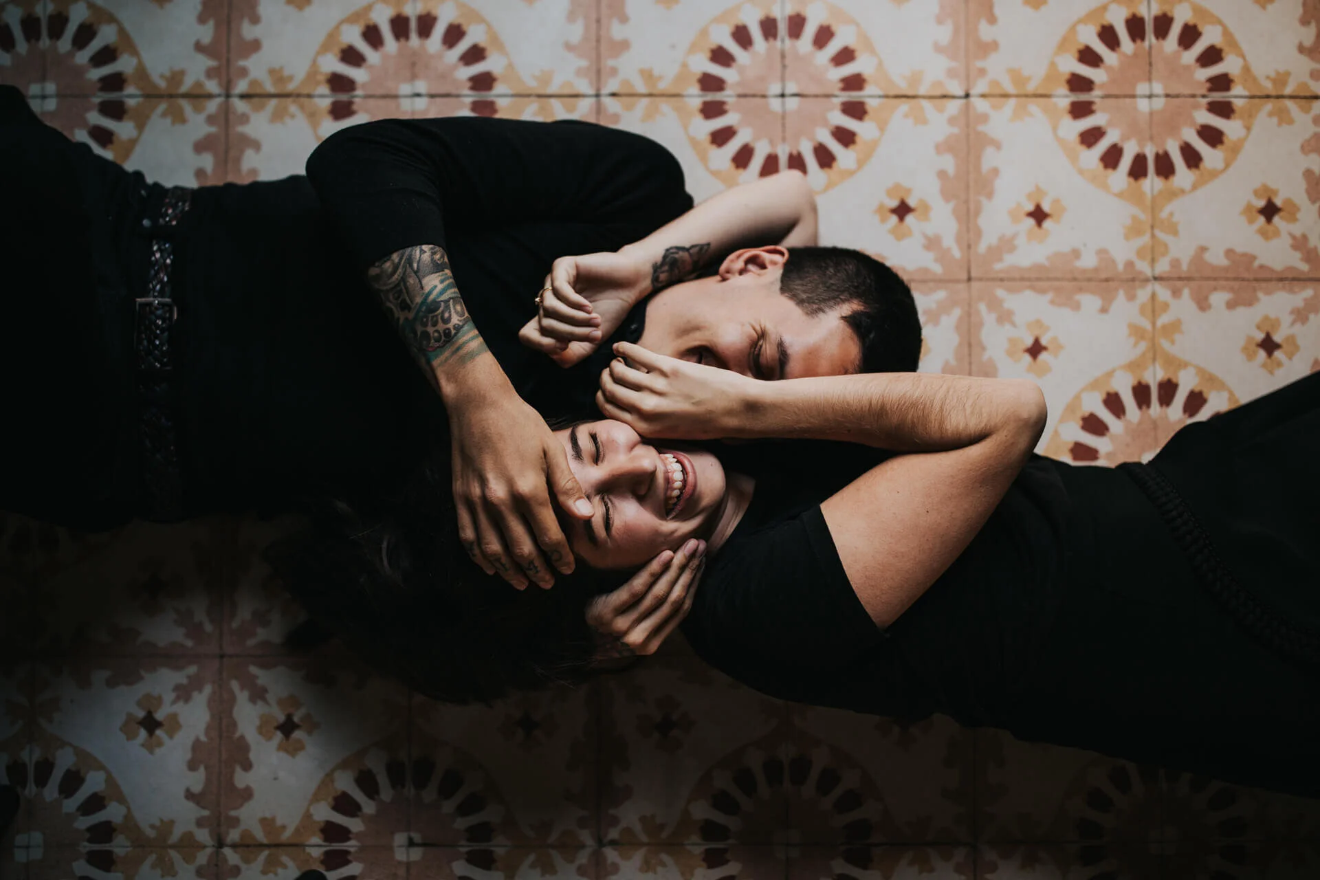 tiles-azulejo-love-session.jpeg