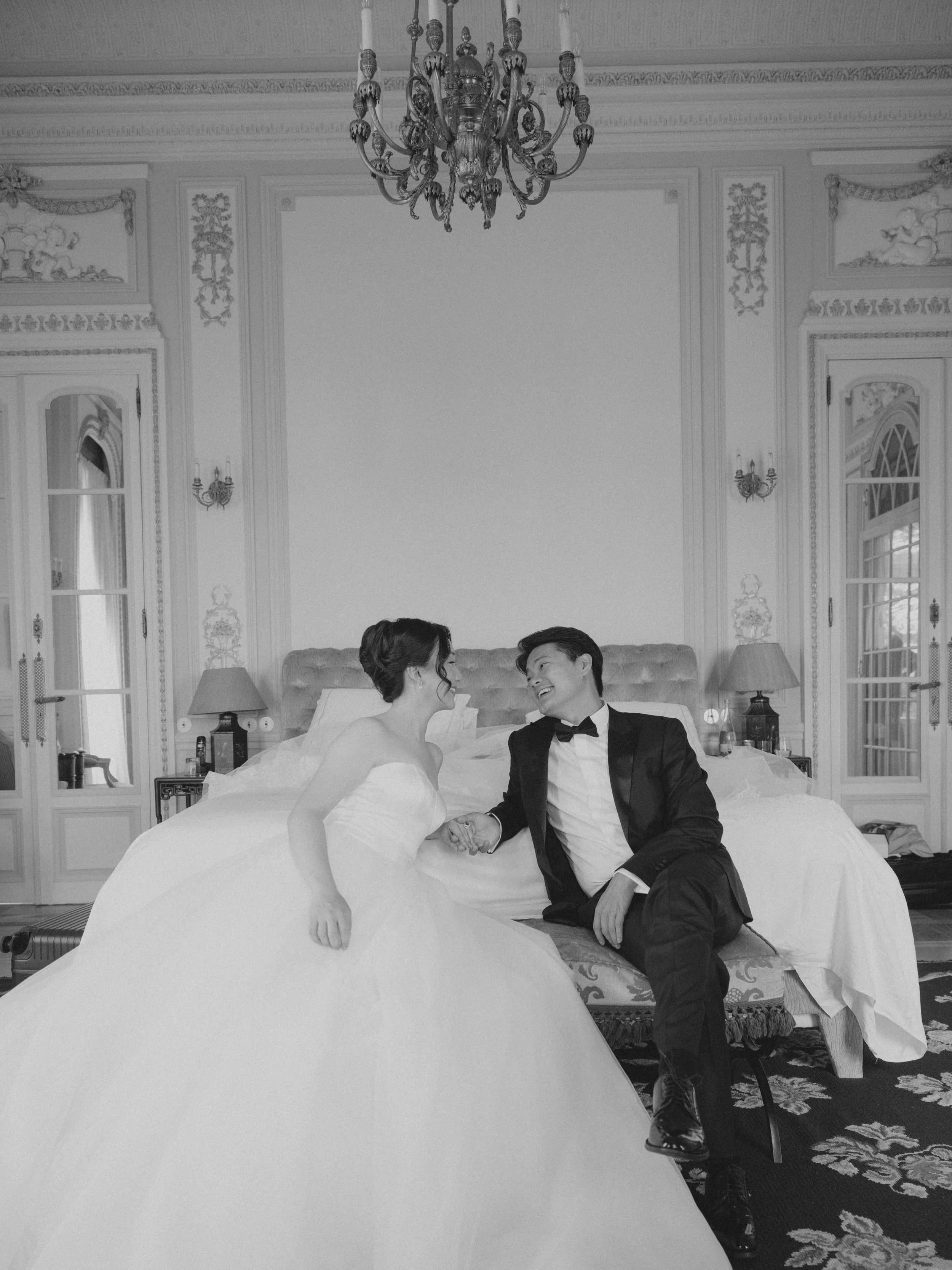 starting the week feeling so grateful for the people who trust me to tell their stories, obrigado!

wedding planner @sublimeluxuryweddings 
venue @pestanapalace
photographer @hugocoelhophotography 
videographer @hugosousafilms 
mua @kantovick