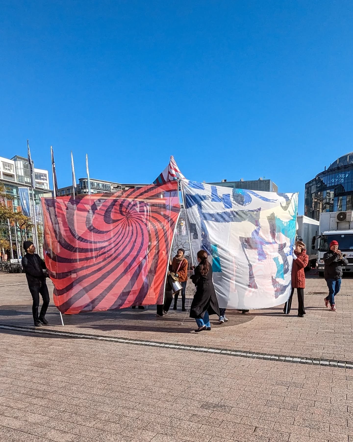 Music swirling into the streets. A tent in the middle of Tokyo. A temporary world built for sound and movement.

In collaboration with TRAVEL MUSICA, shown at the Shimokitazawa International Puppet Festival 2024 🇯🇵 

photos: 
2./5. @keitarrow2
4. @