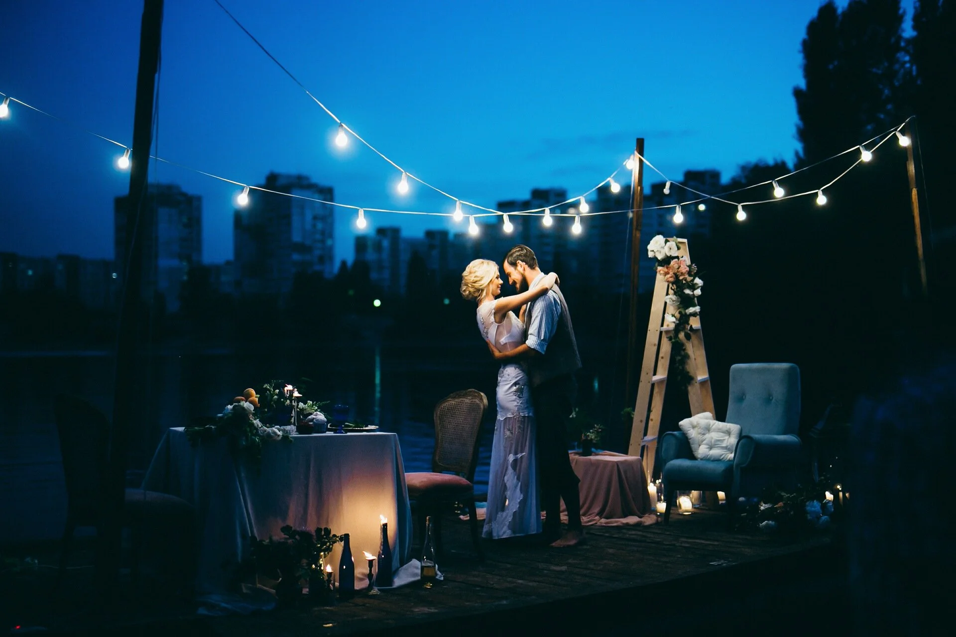 RIVERSIDE SET.jpg
