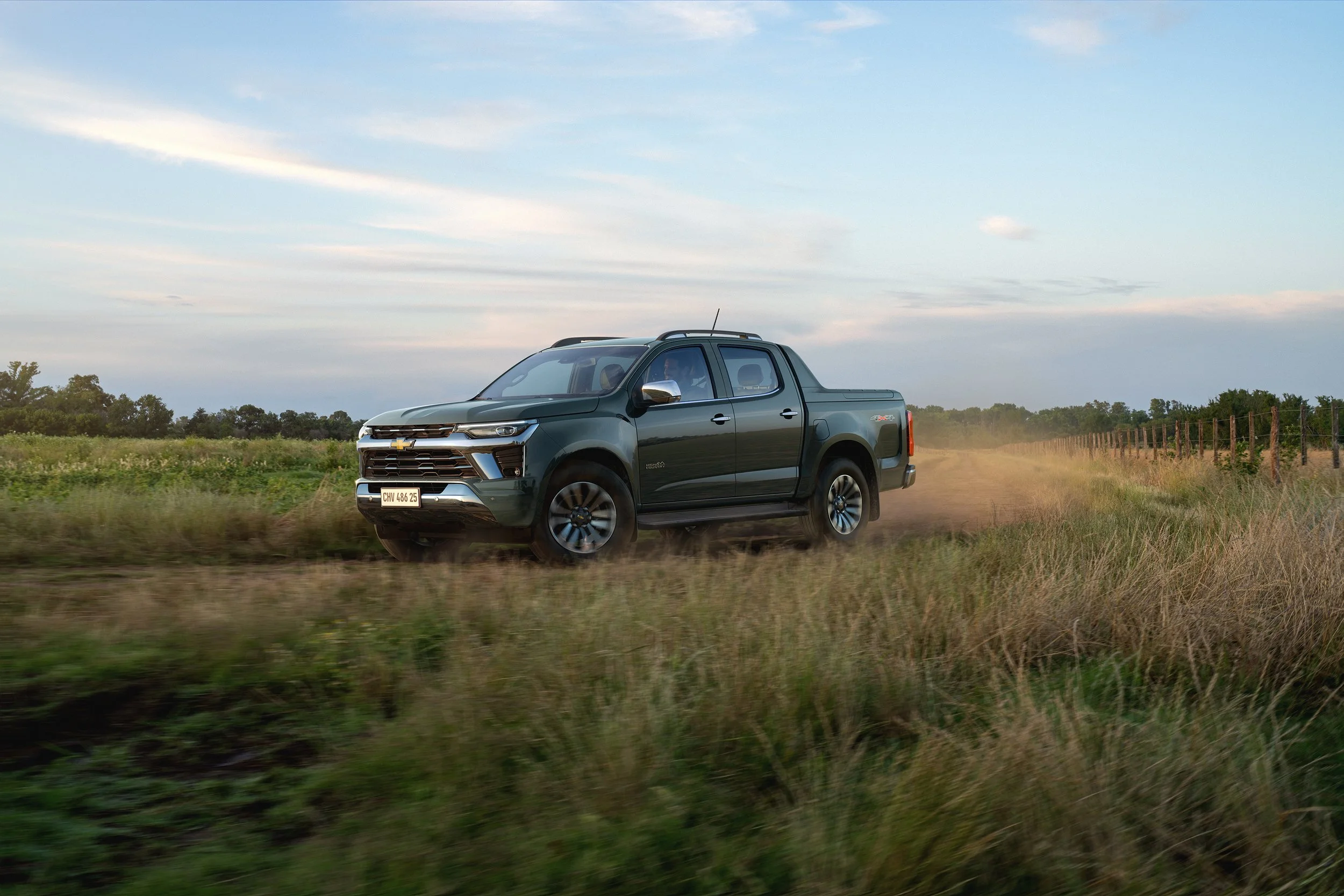 2024 Chevrolet Colorado: Stills and Motion