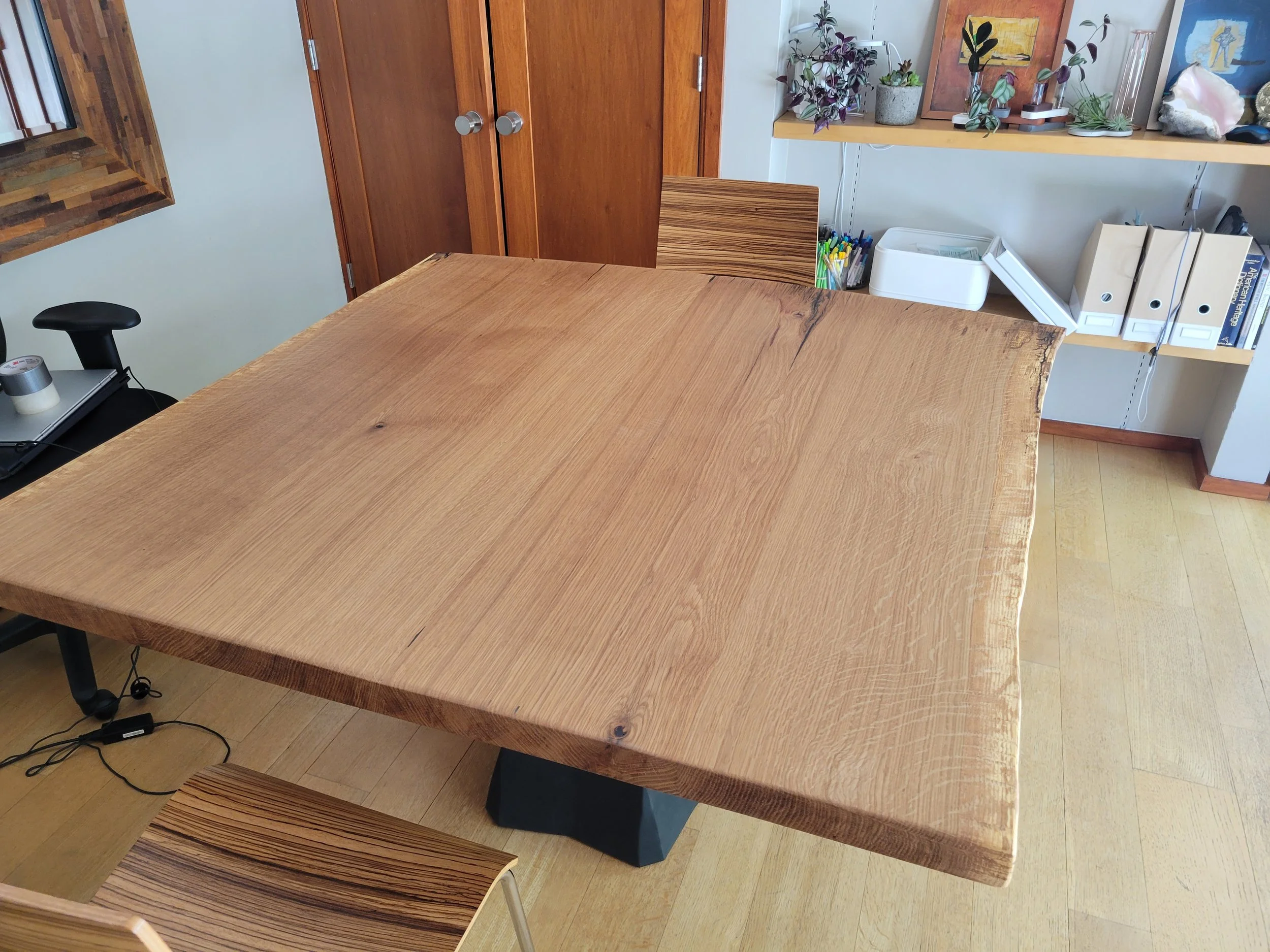 rivercity-table-oak-crevecoeur-mo.jpg