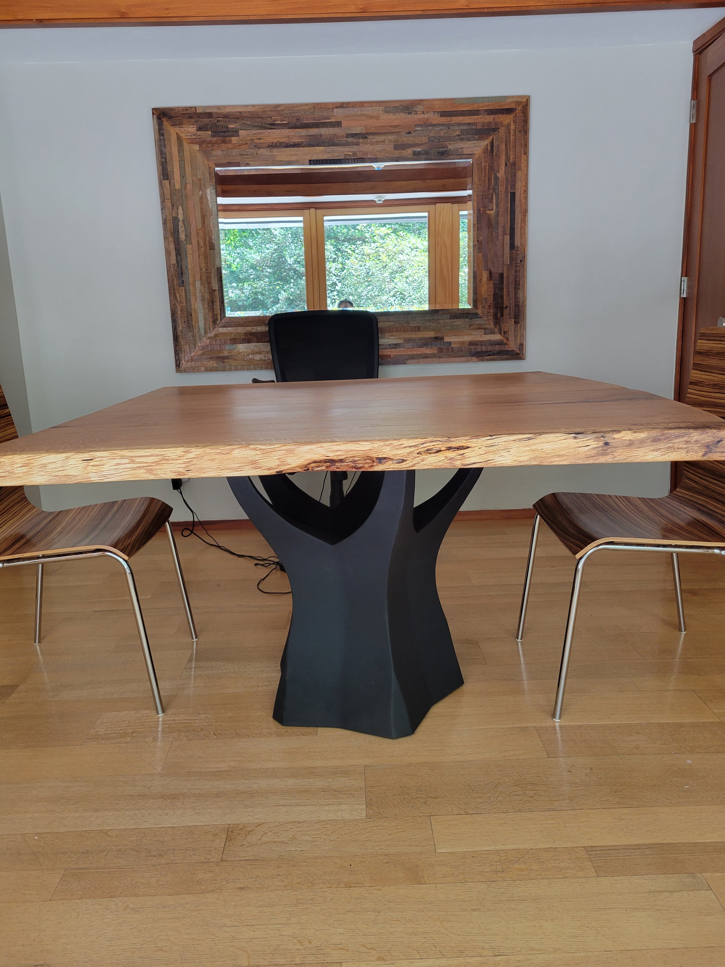 rivercity-table-oak-crevecoeur-mo(1).jpg