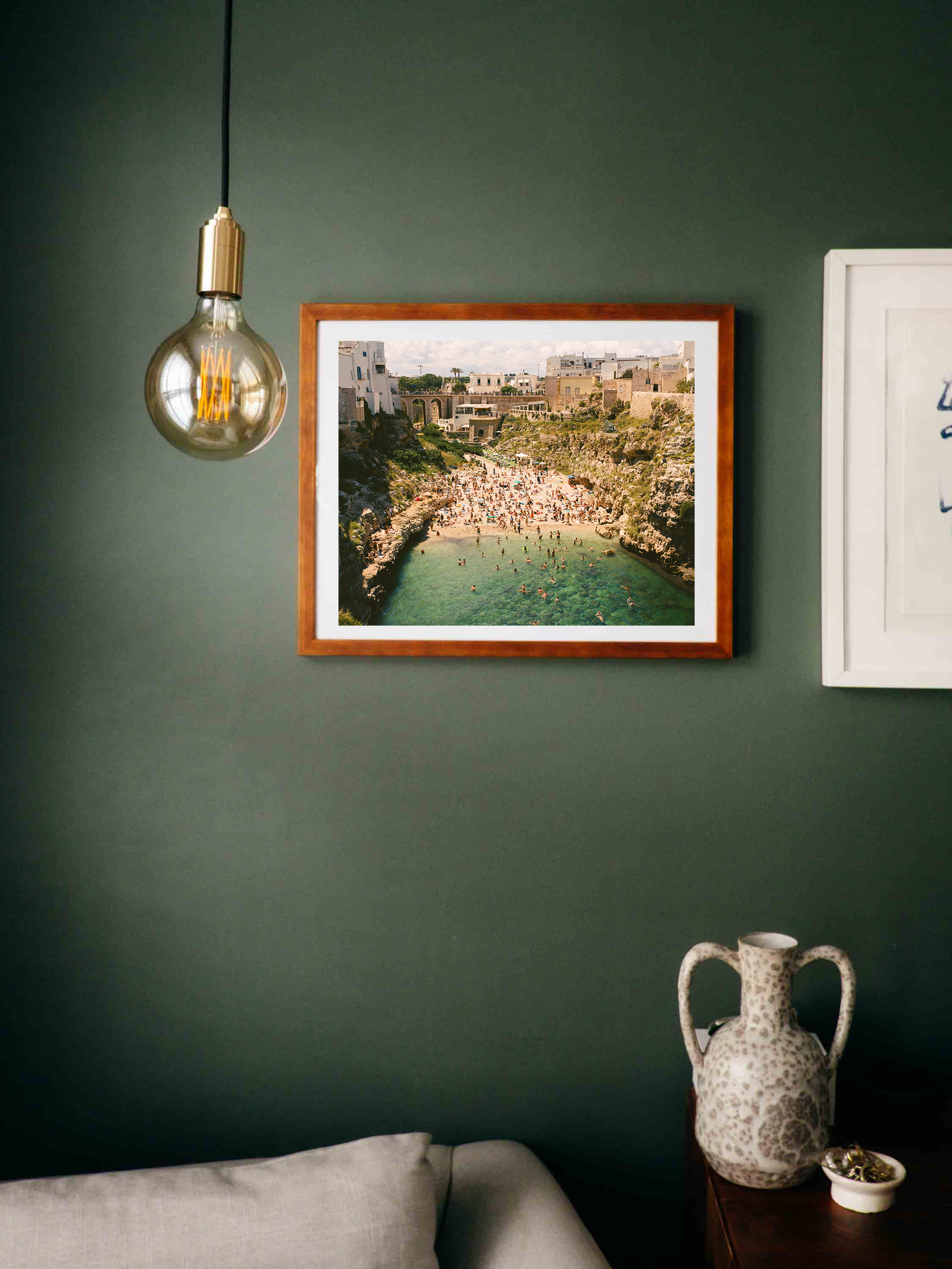 GLASSETTE_ROOM_MOCKUP_POLIGNANO_BEACH.png