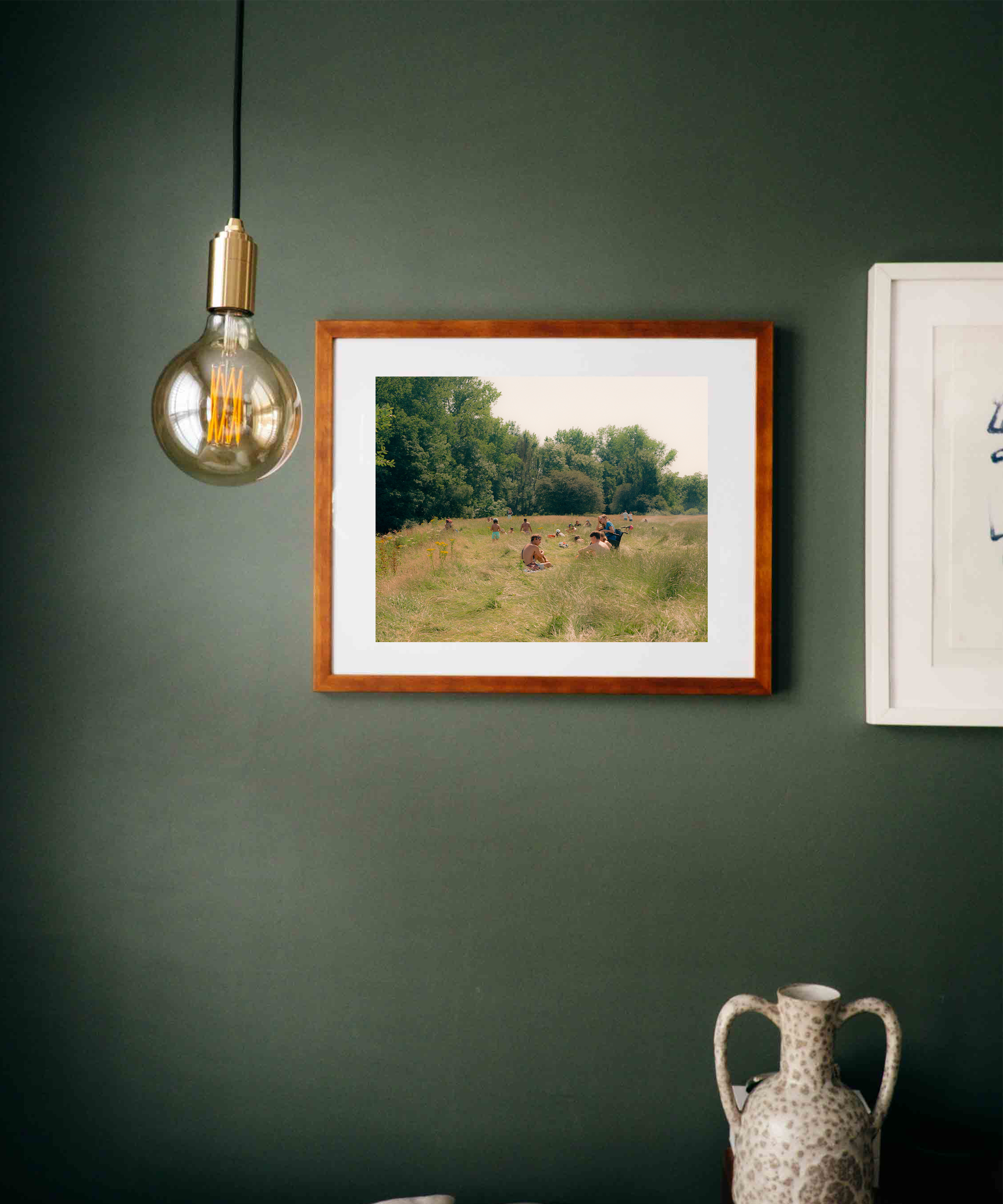 GLASSETTE_SPRING_RLD-2_HEATWAVE MEADOW_ROOM.png