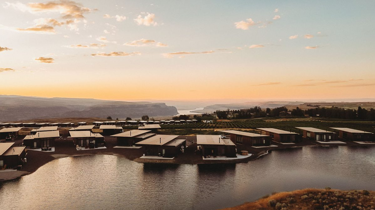 13-LAKEHOUSES.png