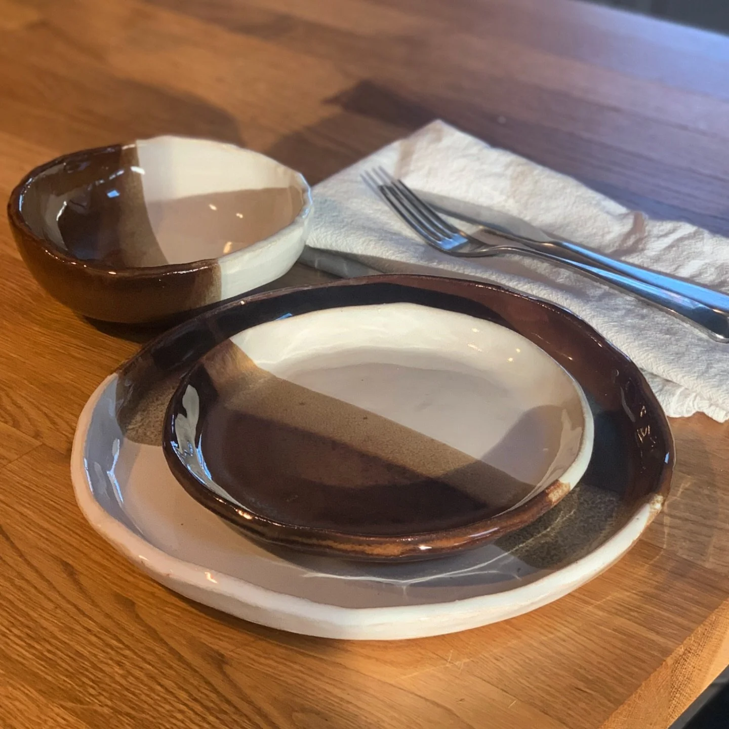 New class alert ✨ Clay-to-table Dinnerware

In this 6-week, hands-on pottery series, you&rsquo;ll create a matching 6-piece set from scratch: 2 dinner plates, 2 side plates, and 2 bowls.

If you&rsquo;ve been wanting to commit to a longer project and