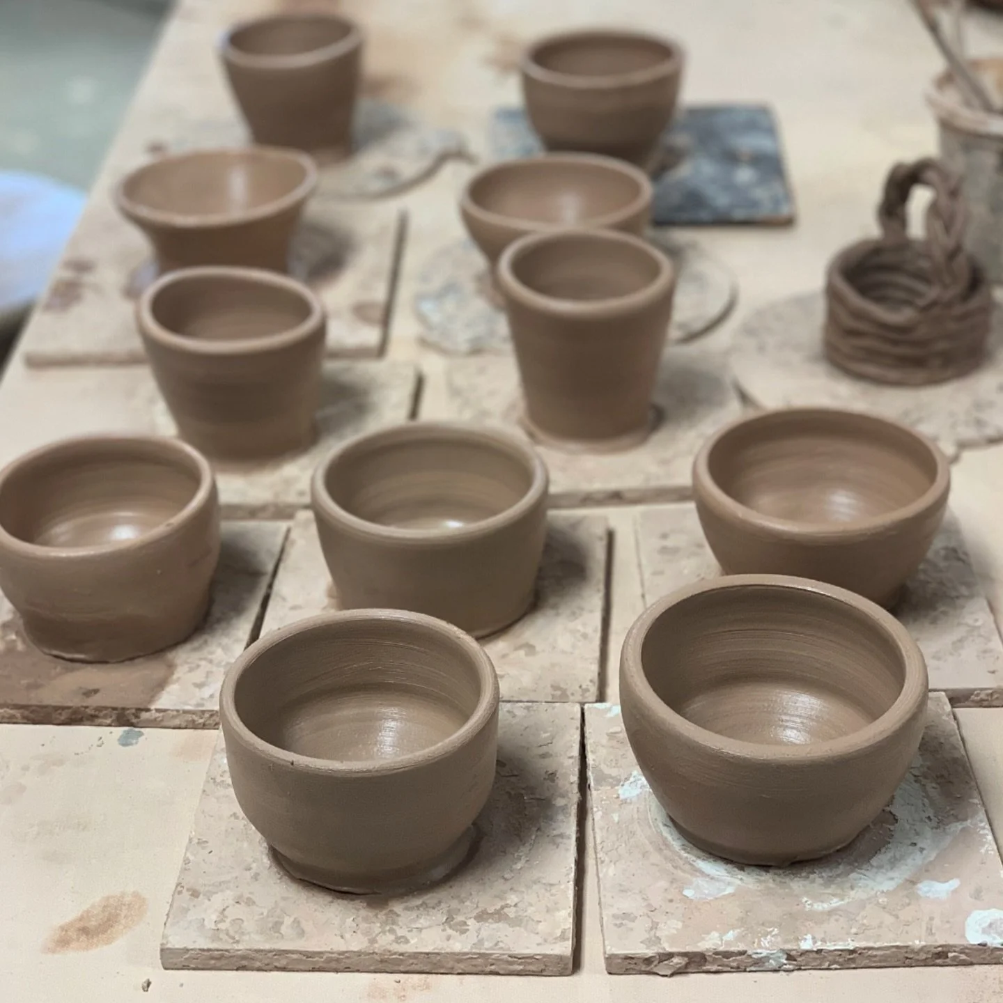 Don&rsquo;t miss your chance to come hangout with me on Sunday, May 24th or 31st, for my one time pottery class. 

You&rsquo;ll get to make one of these awesome pieces or something completely unique. Details in my bio to register! 

Also check out Gr